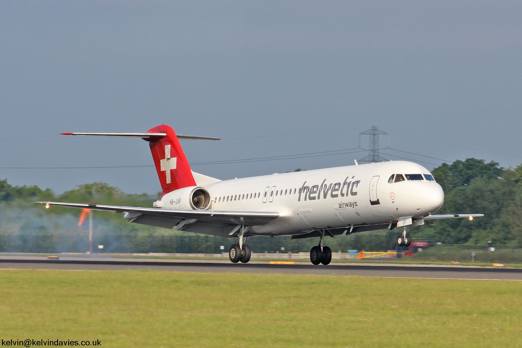 Helvetic Airways Fokker F100 HB-JVF