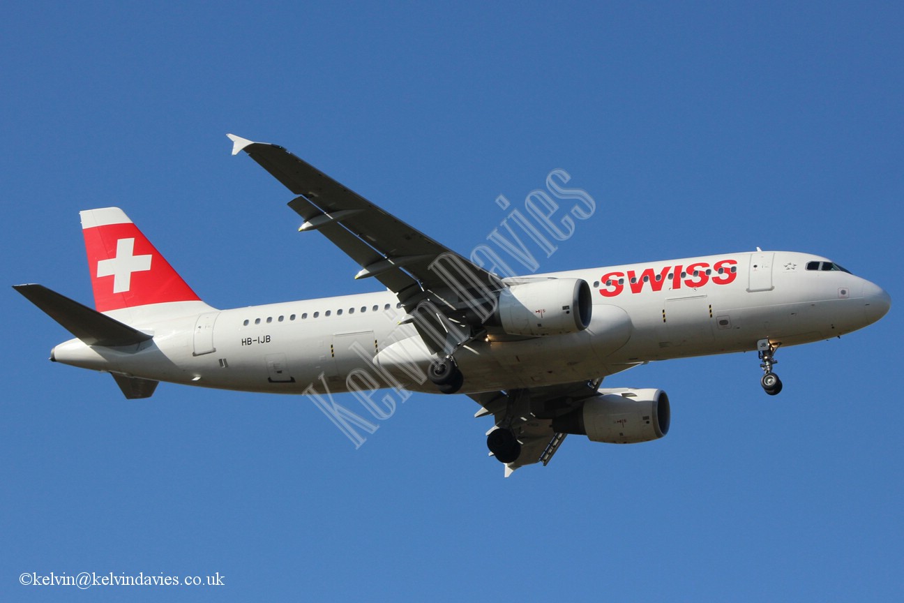 Swiss  A320 HB-IJB