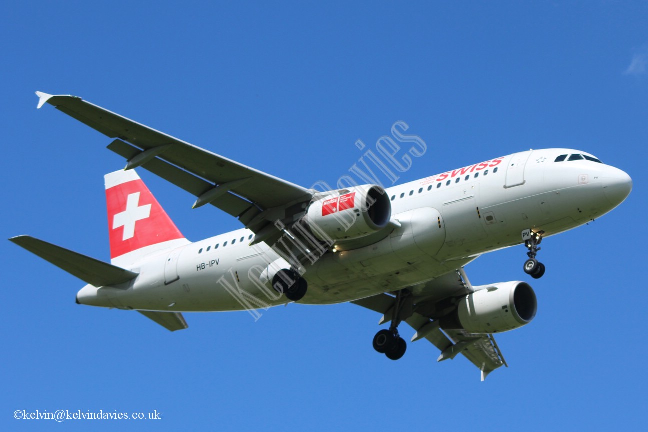 Swiss A319 HB-IPV