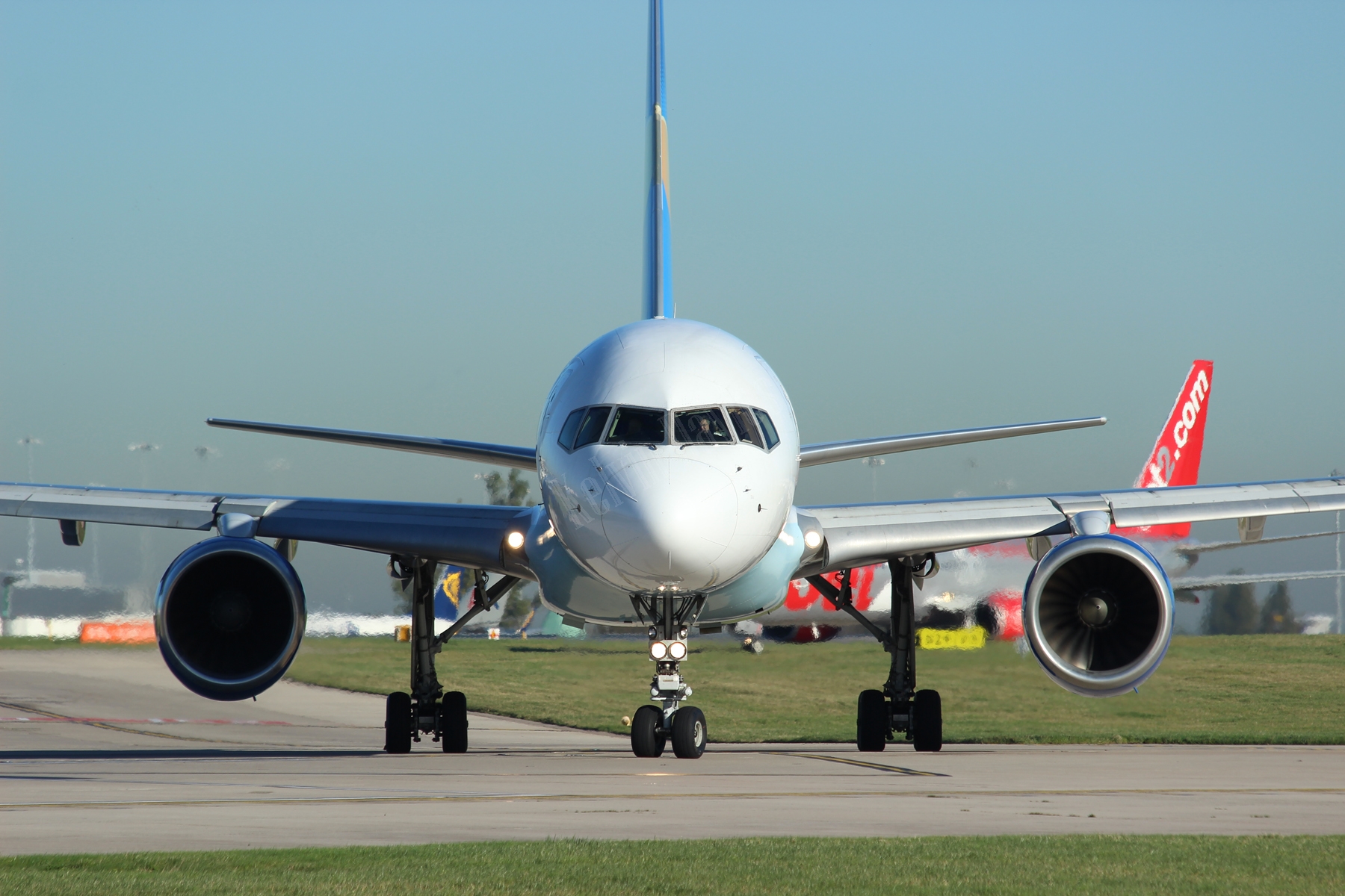 Thomas Cook B757 G-FCLD