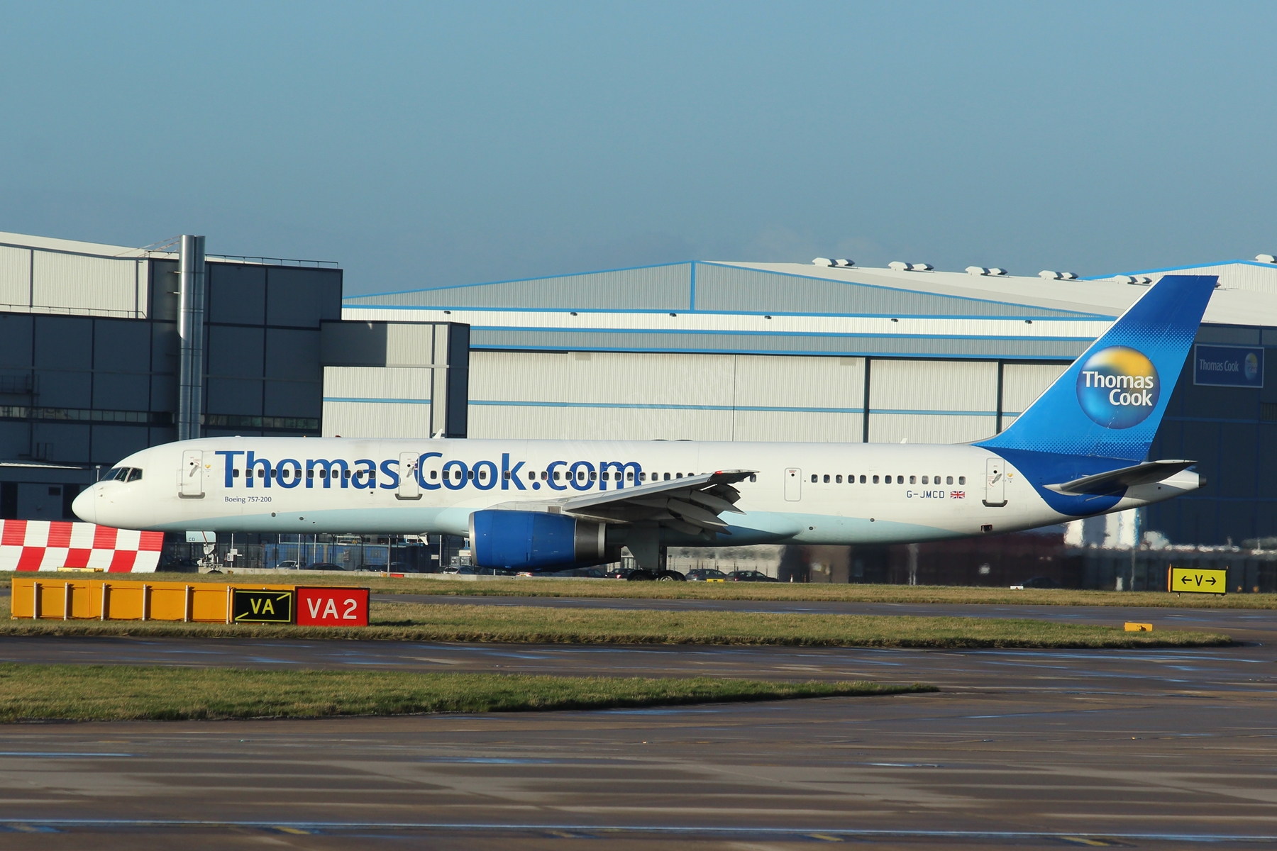 Thomas Cook B757 G-JMCD