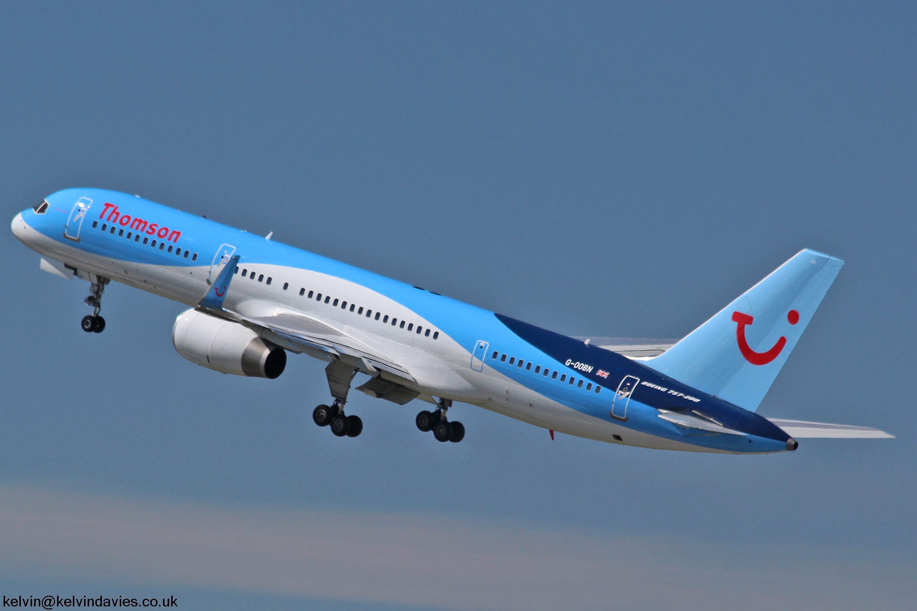 TUI 757 G-OOBN