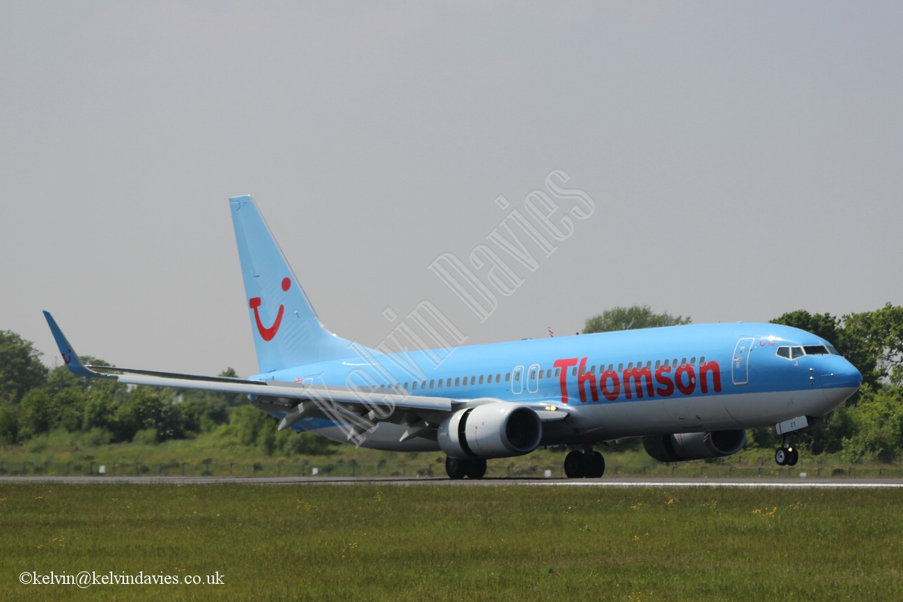 Thomson Airways 737 G-FDZT