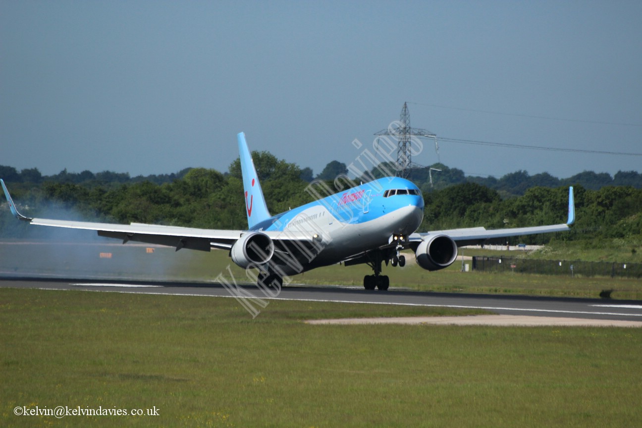 Thomson Airways 767 G-OBYG