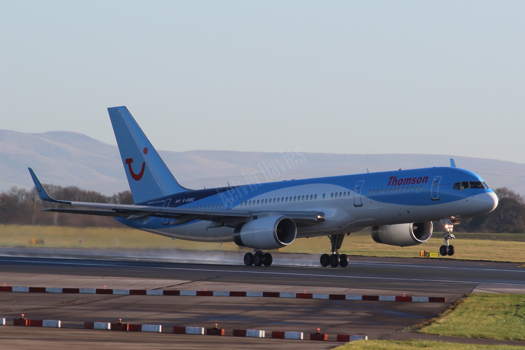 Thomson Airways 757 G-OOBE