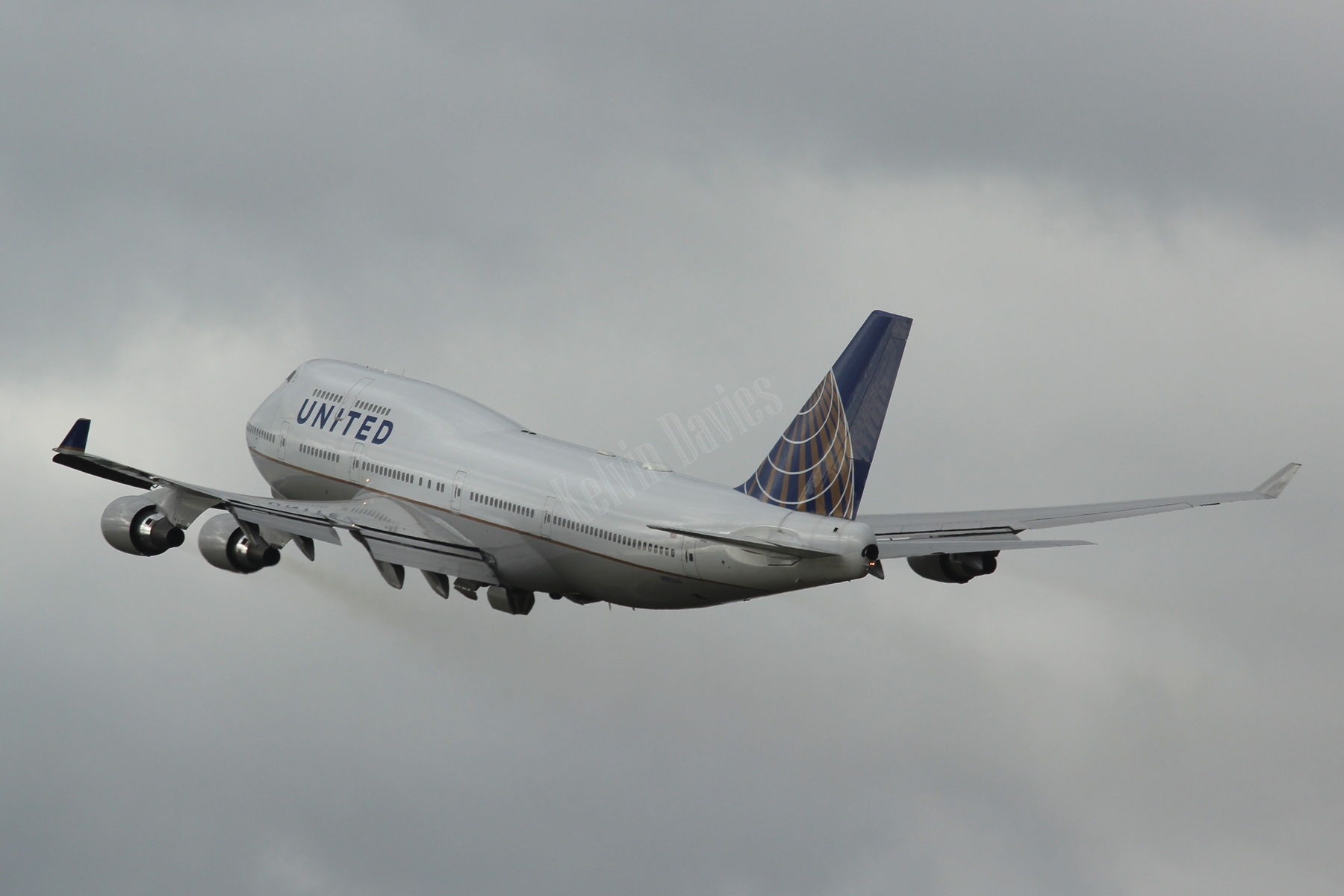 United Airlines 747 N182UA