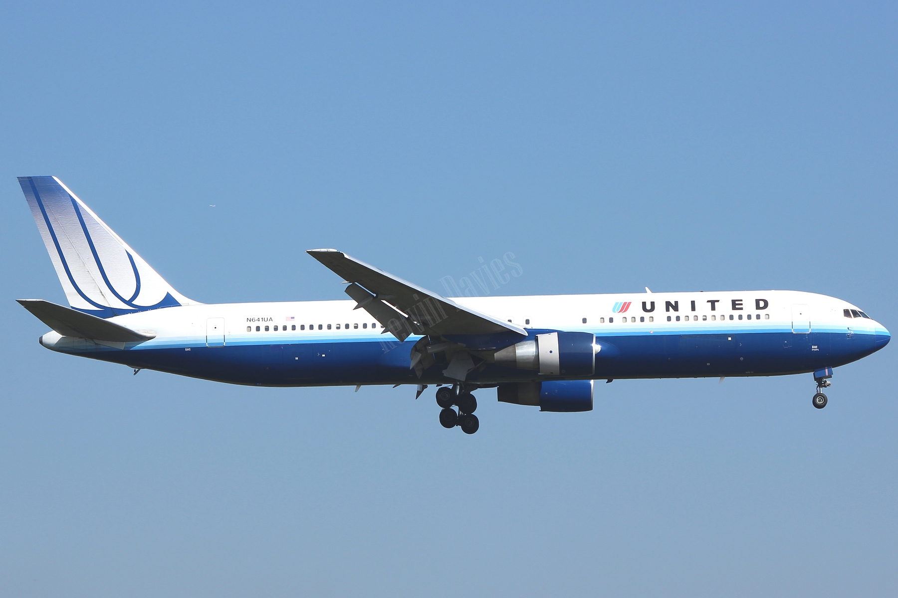 United Airlines 767 N641UA