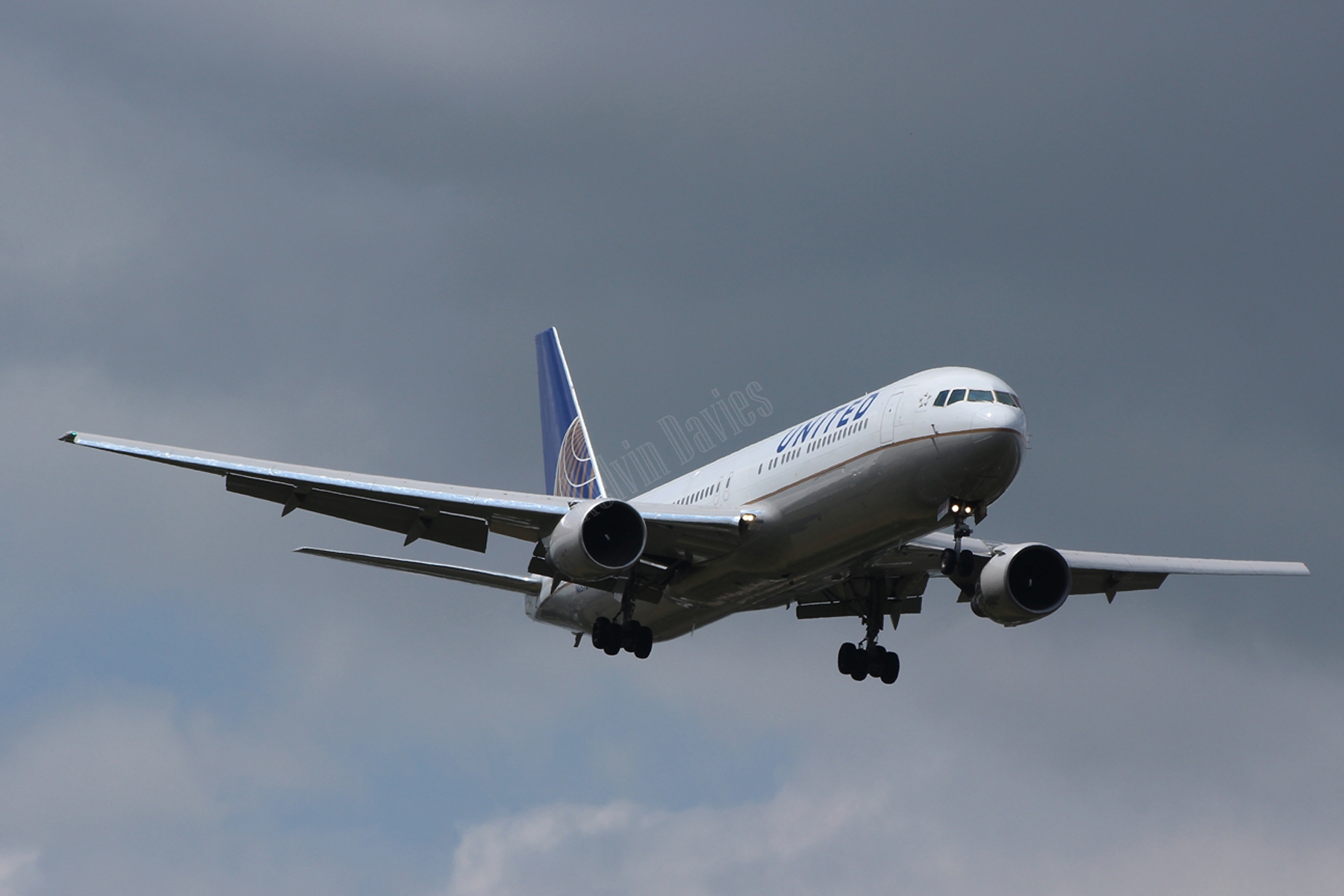 United Airlines 767 N657UA