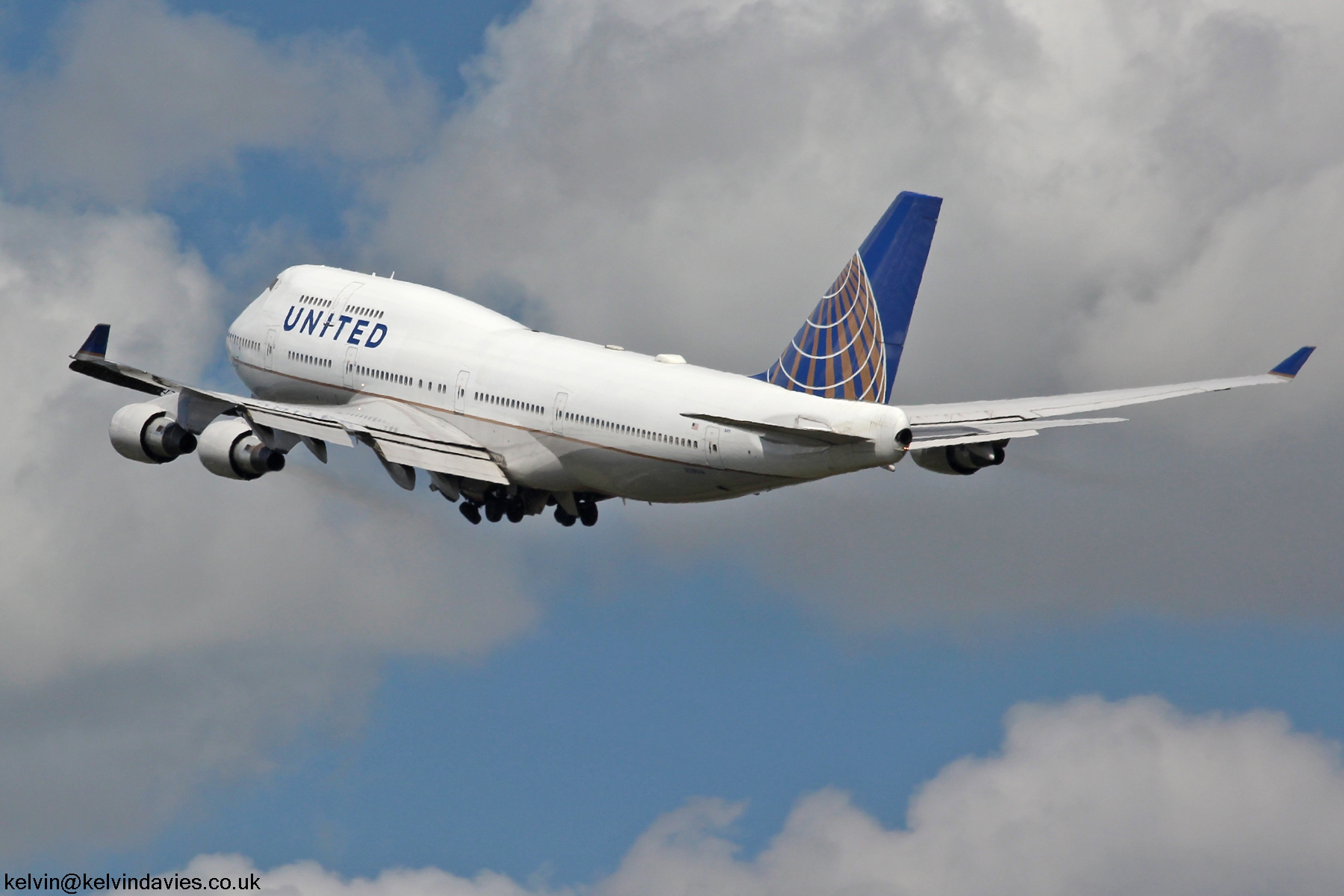 United Airlines 747 N119UA