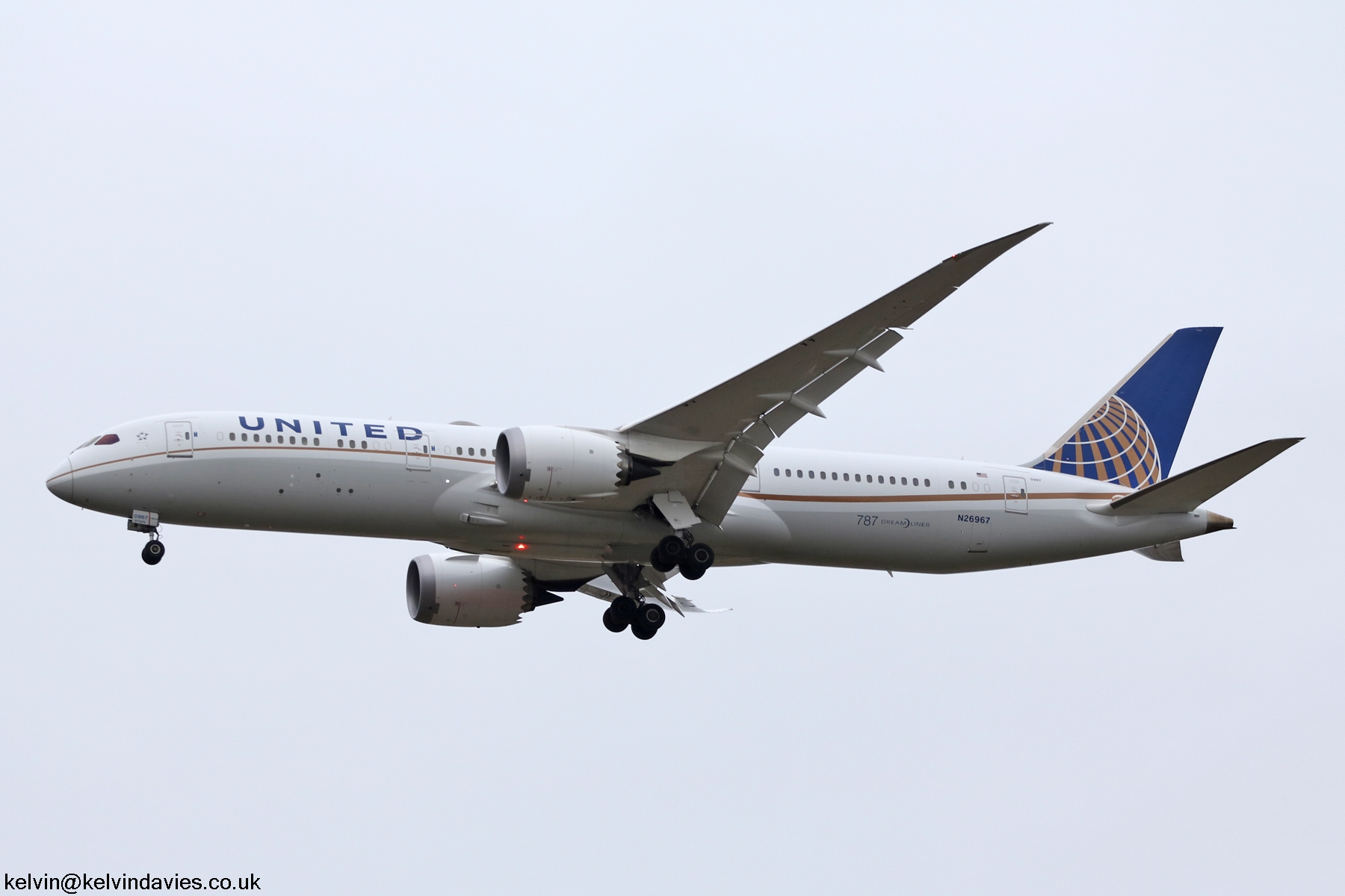 United Airlines 787 N26967