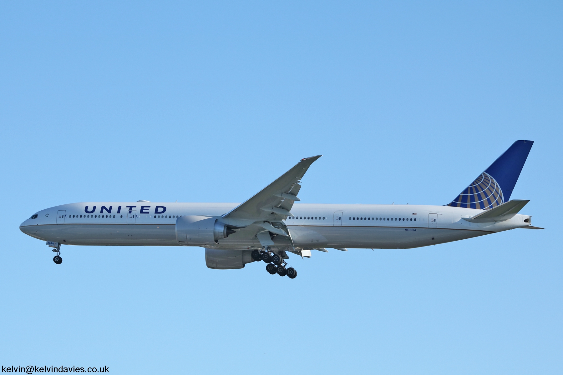 United Airlines 777 N59034