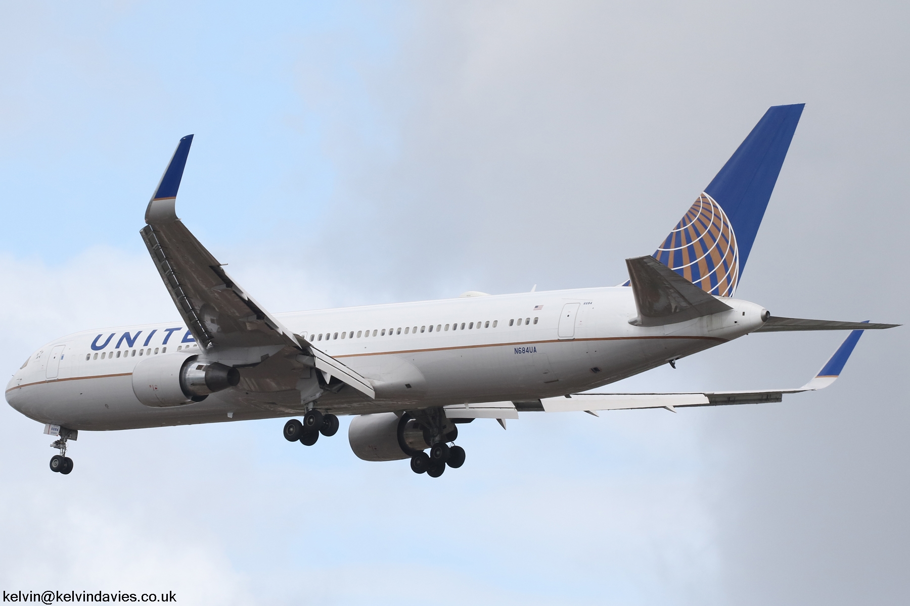 United Airlines 767 N684UA