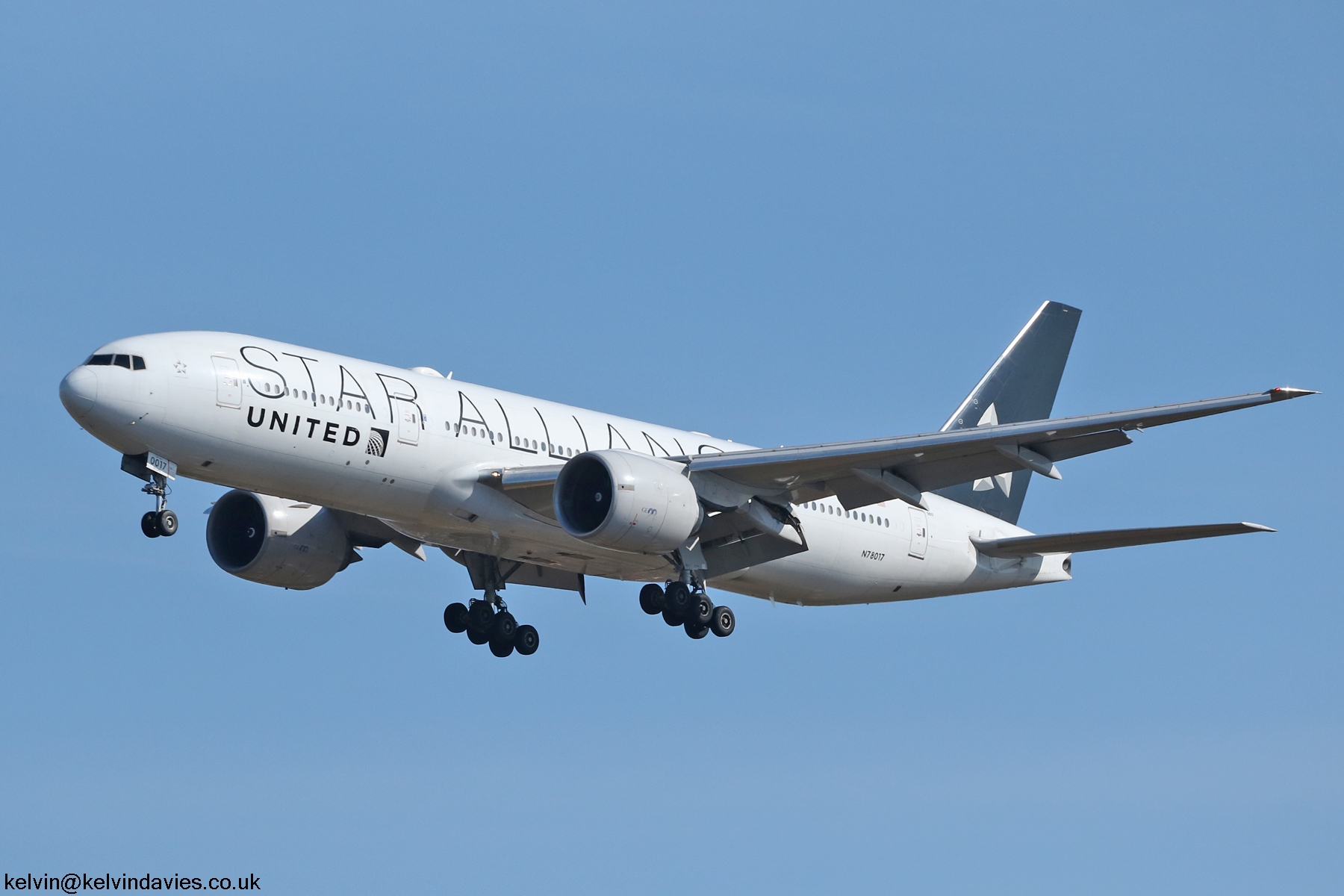 United Airlines 777 N78017
