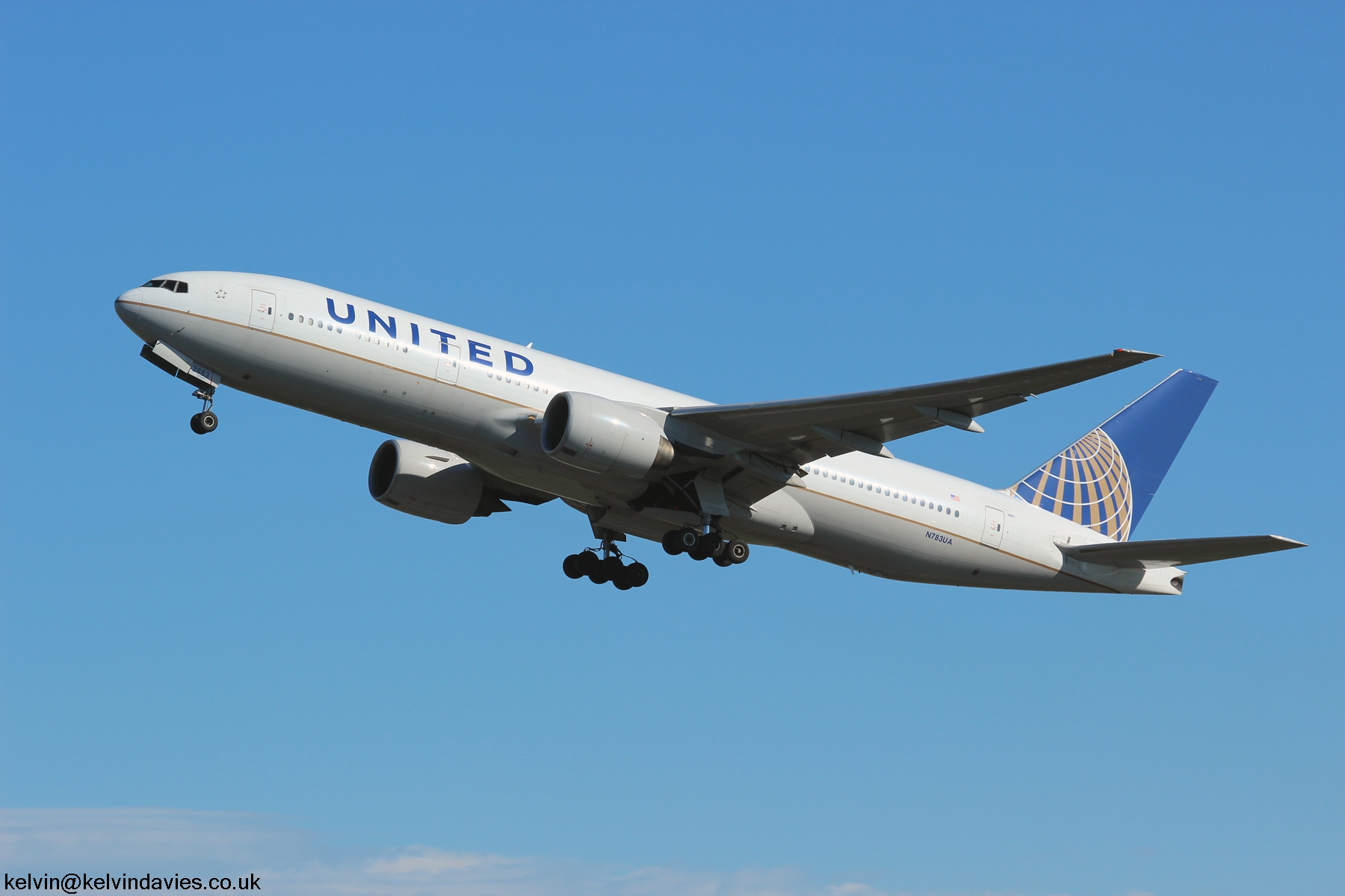 United Airlines 777 N783UA
