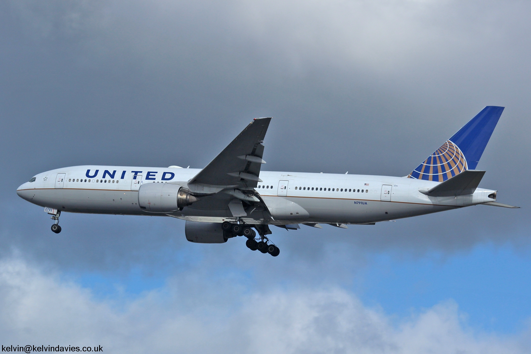 United Airlines 777 N791UA