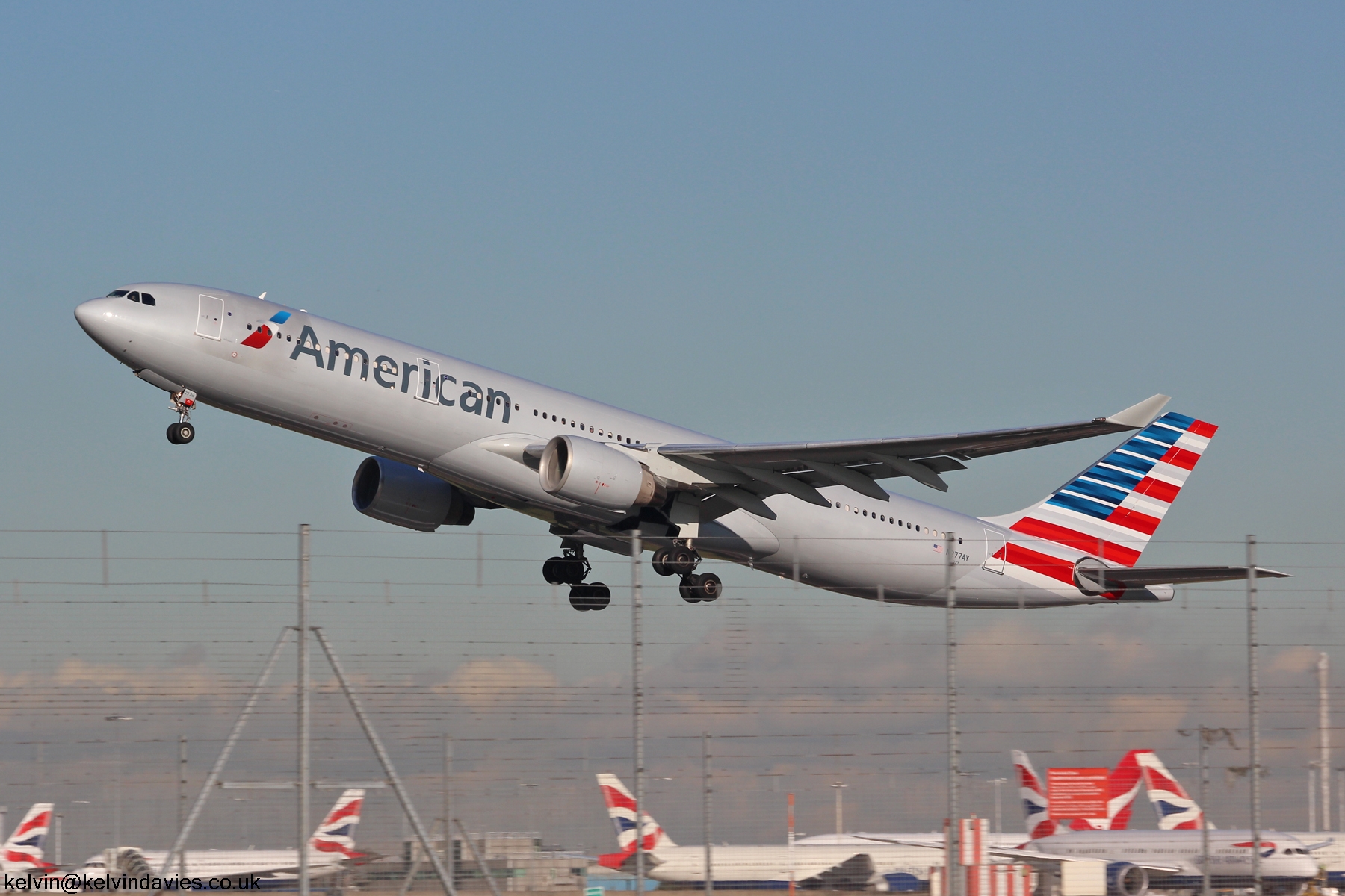 US Airways A330 N277AY