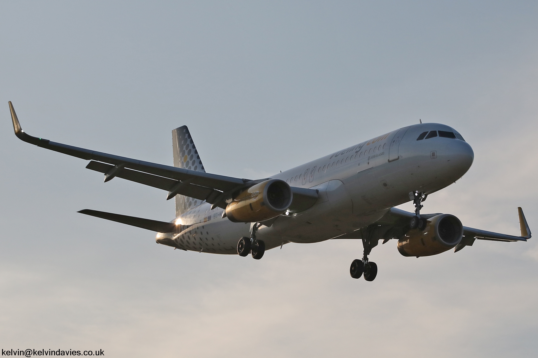 Vueling Airlines A320 EC-MXG