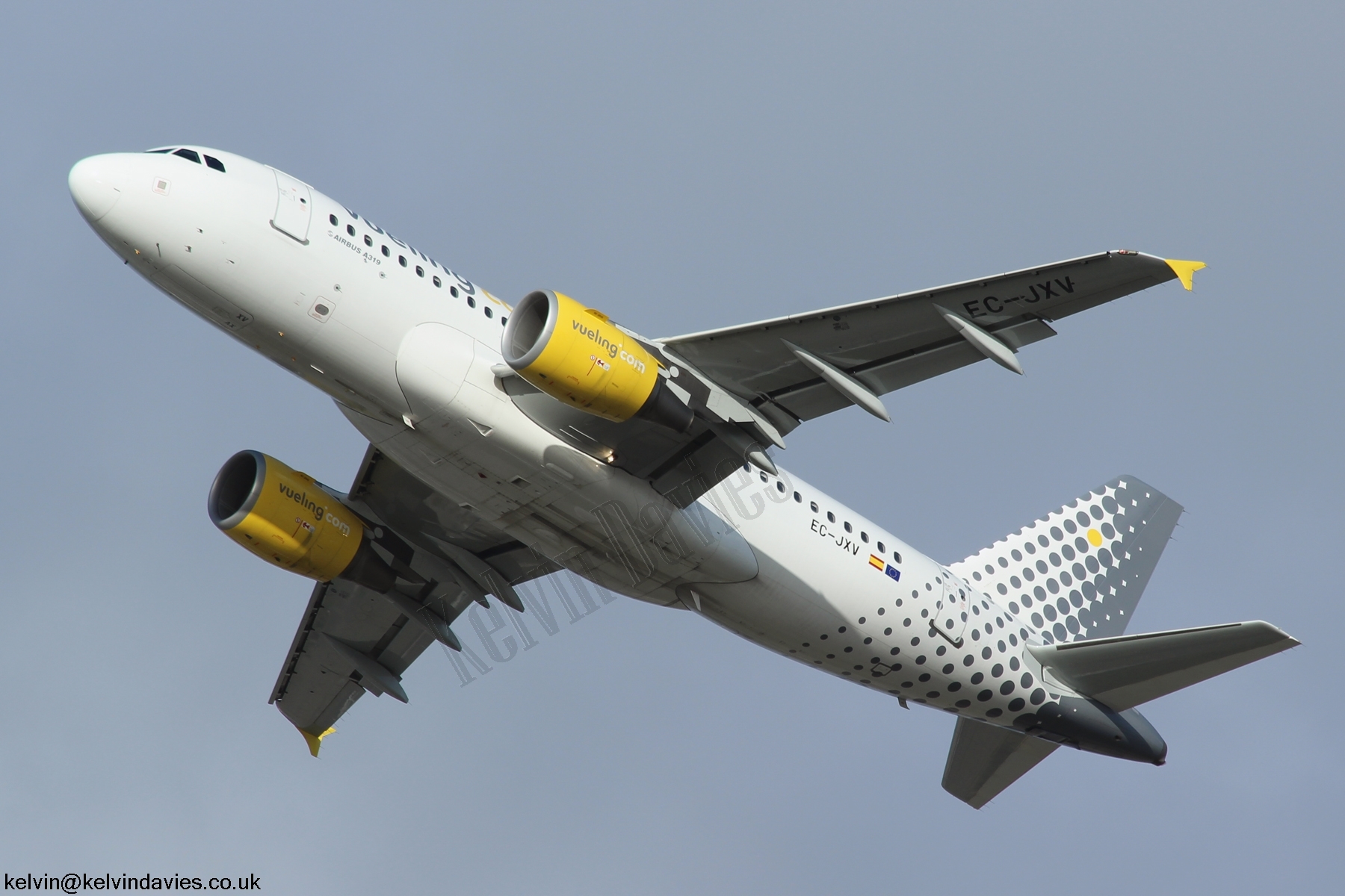 Vueling Airlines A319 EC-JXV