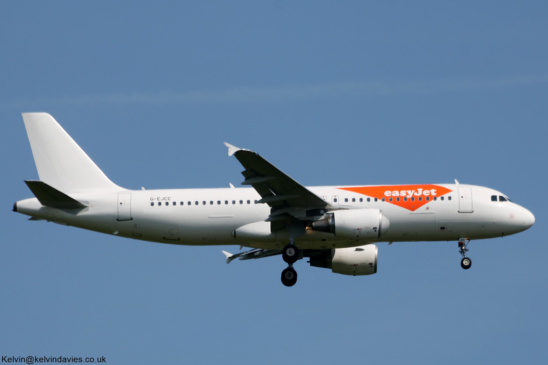 easyJet A320 G-EJCC