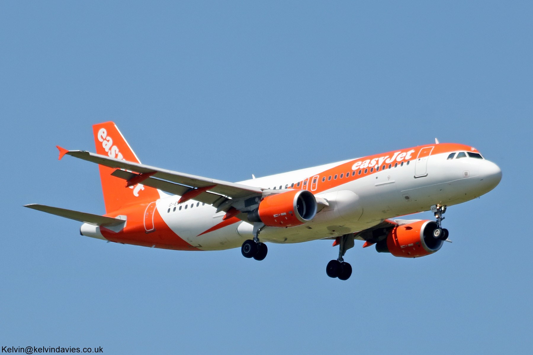 easyJet UK A320 G-EJCH