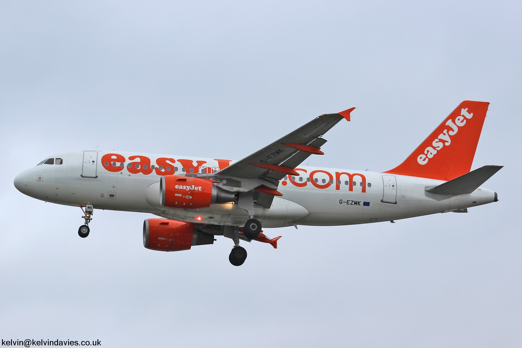 Easyjet A319 G-EZMK