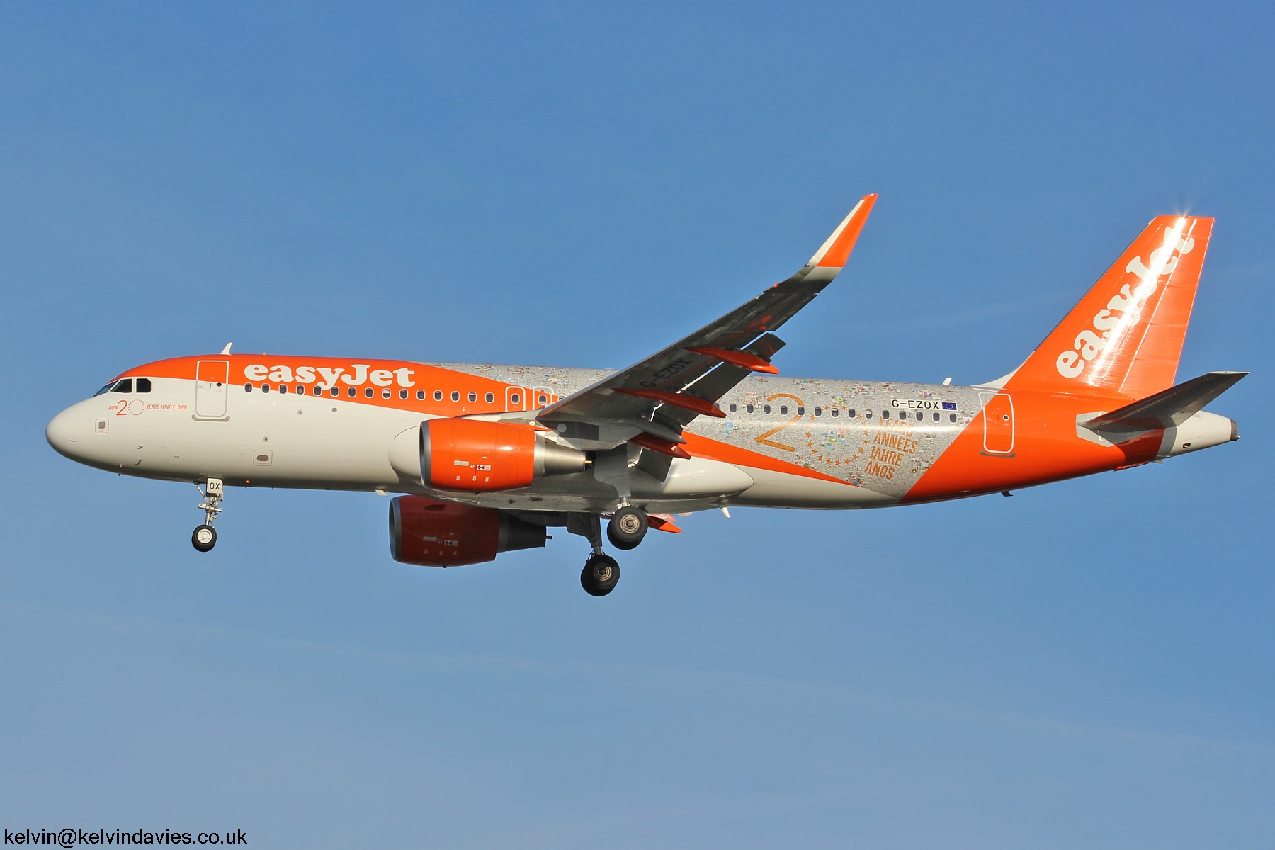 Easyjet A320 G-EZOX