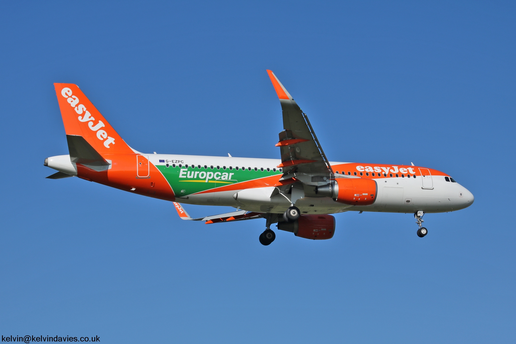 Easyjet A320 G-EZPC