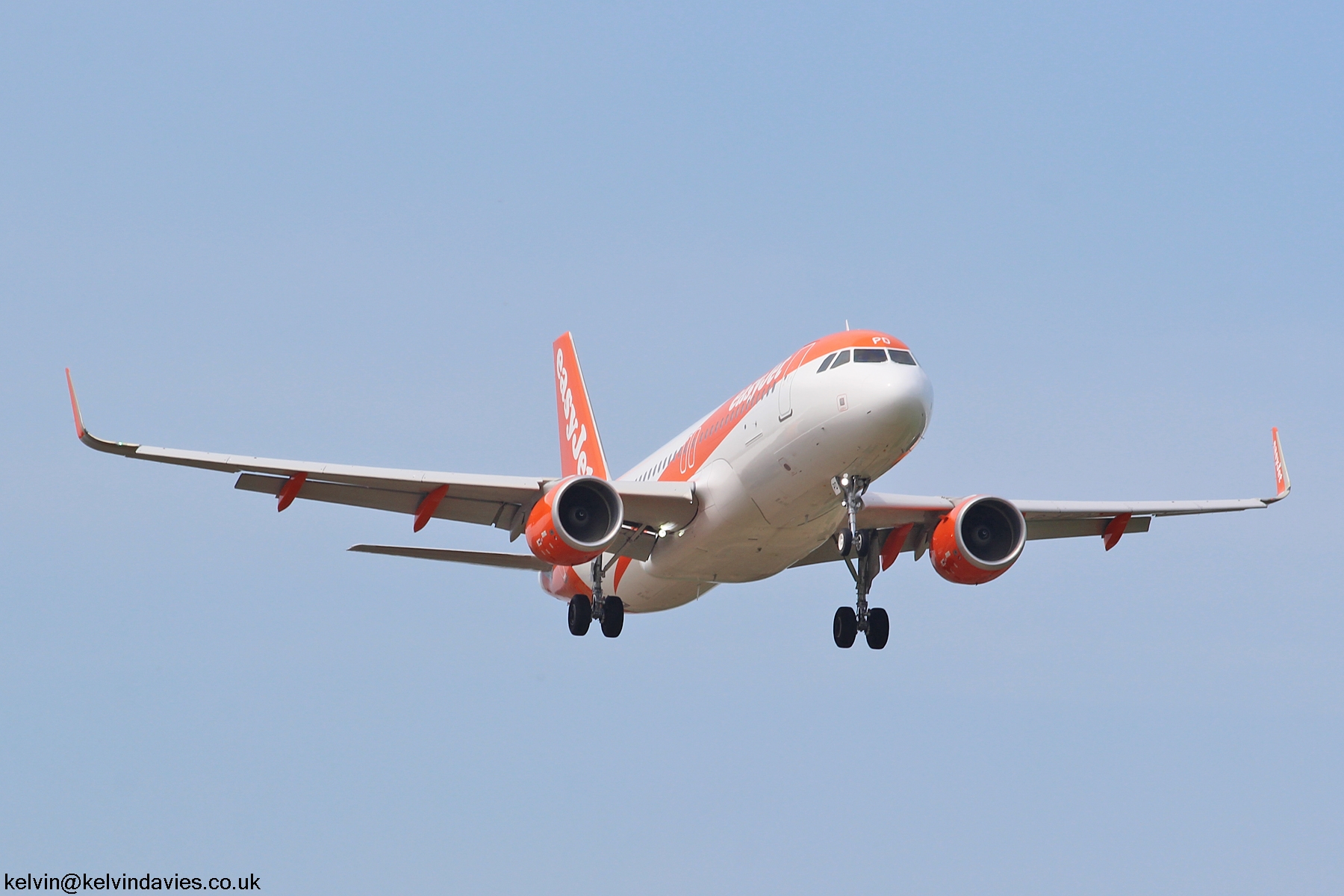 Easyjet A320 G-EZPD