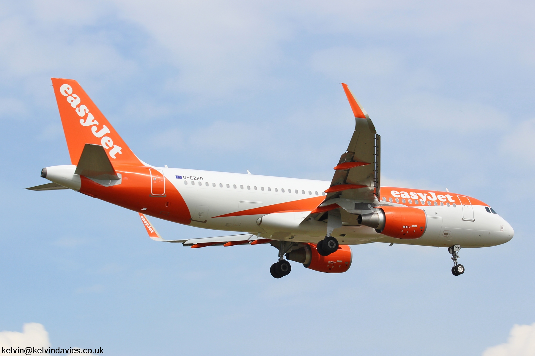 Easyjet A320 G-EZPD