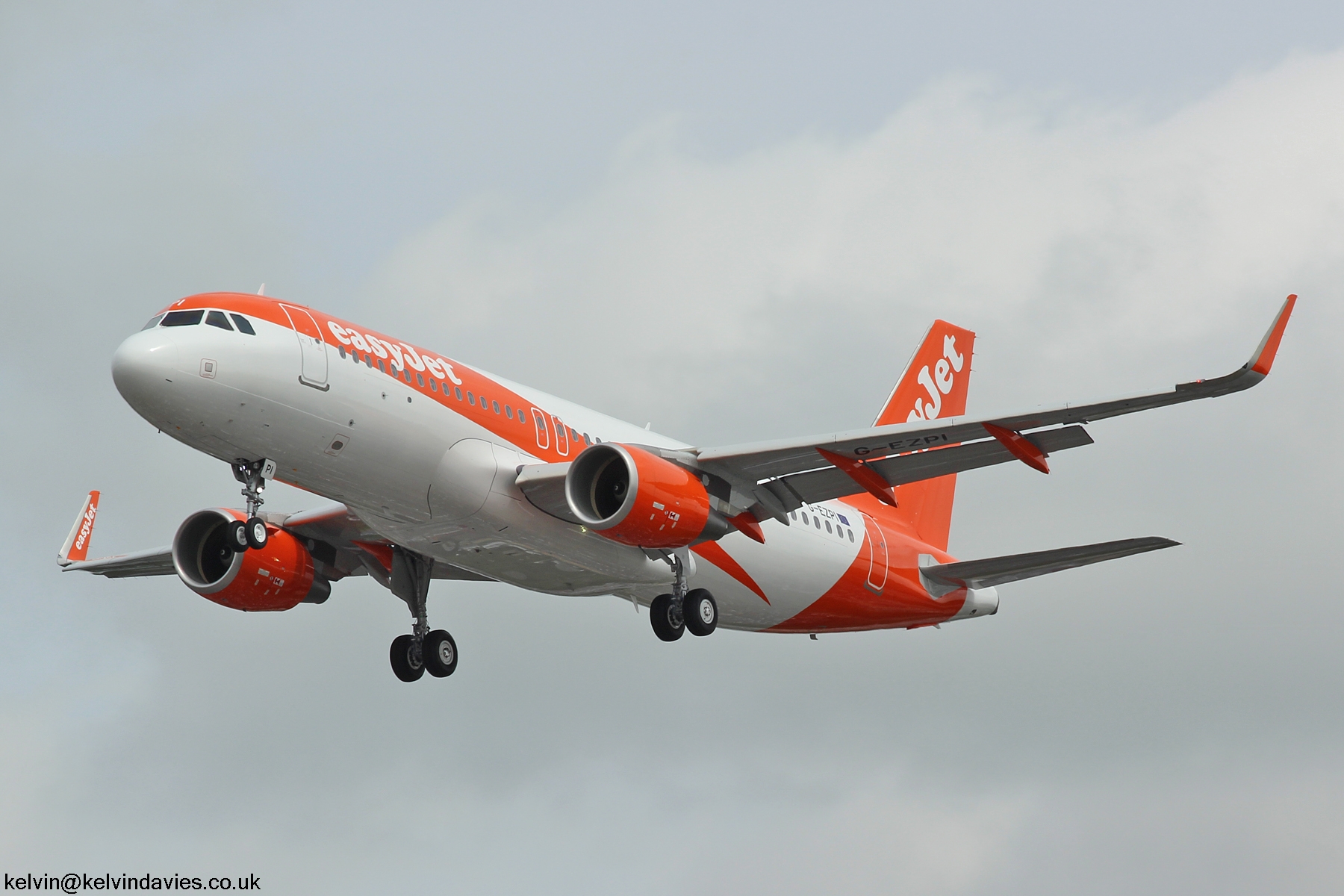 Easyjet A320 G-EZPI