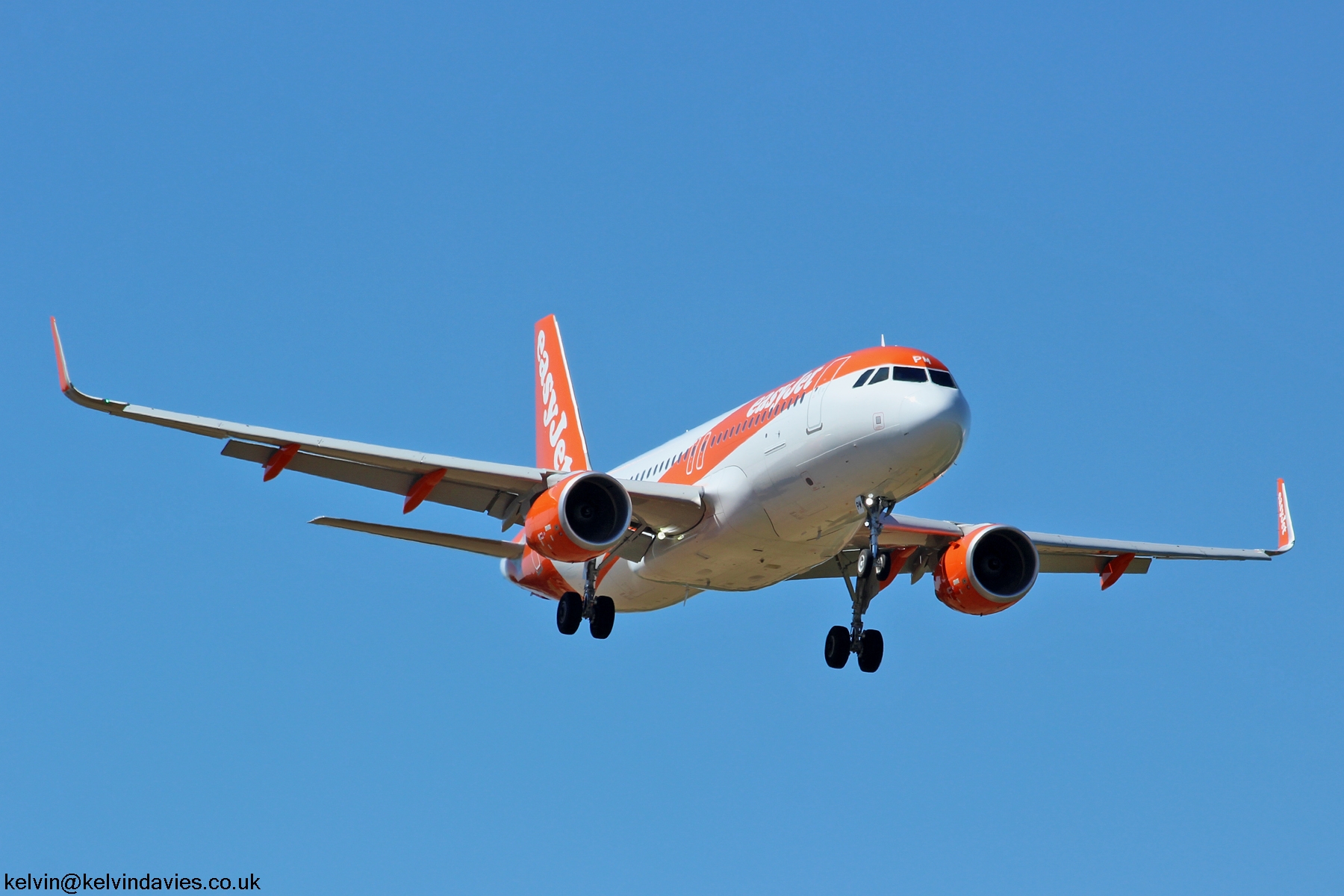 Easyjet A320 G-EZPM