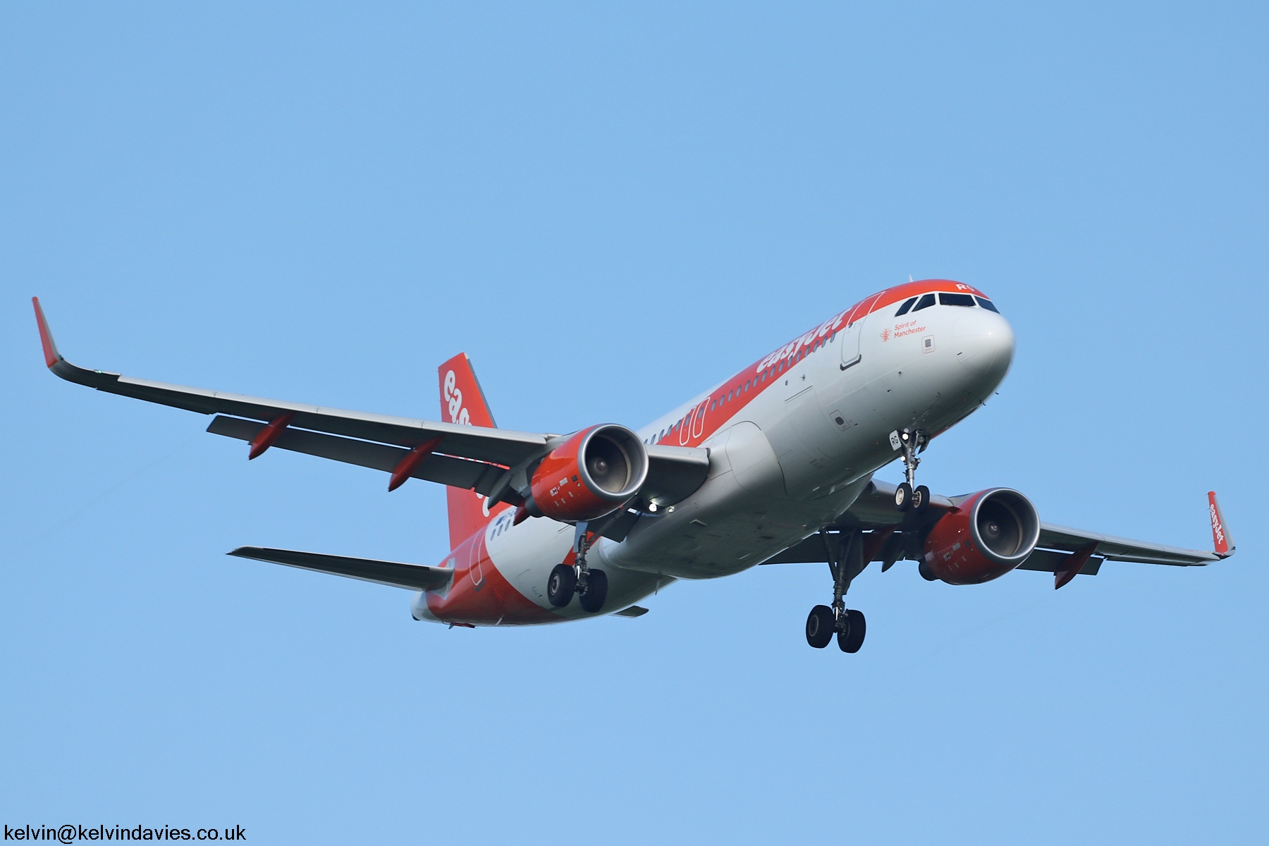 easyJet A320 G-EZRG