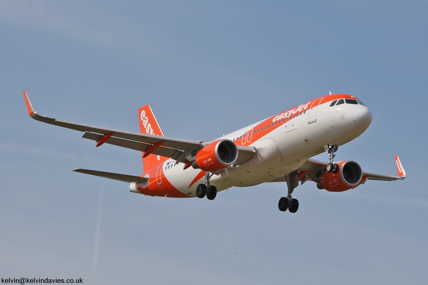 easyJet A320 G-EZRK