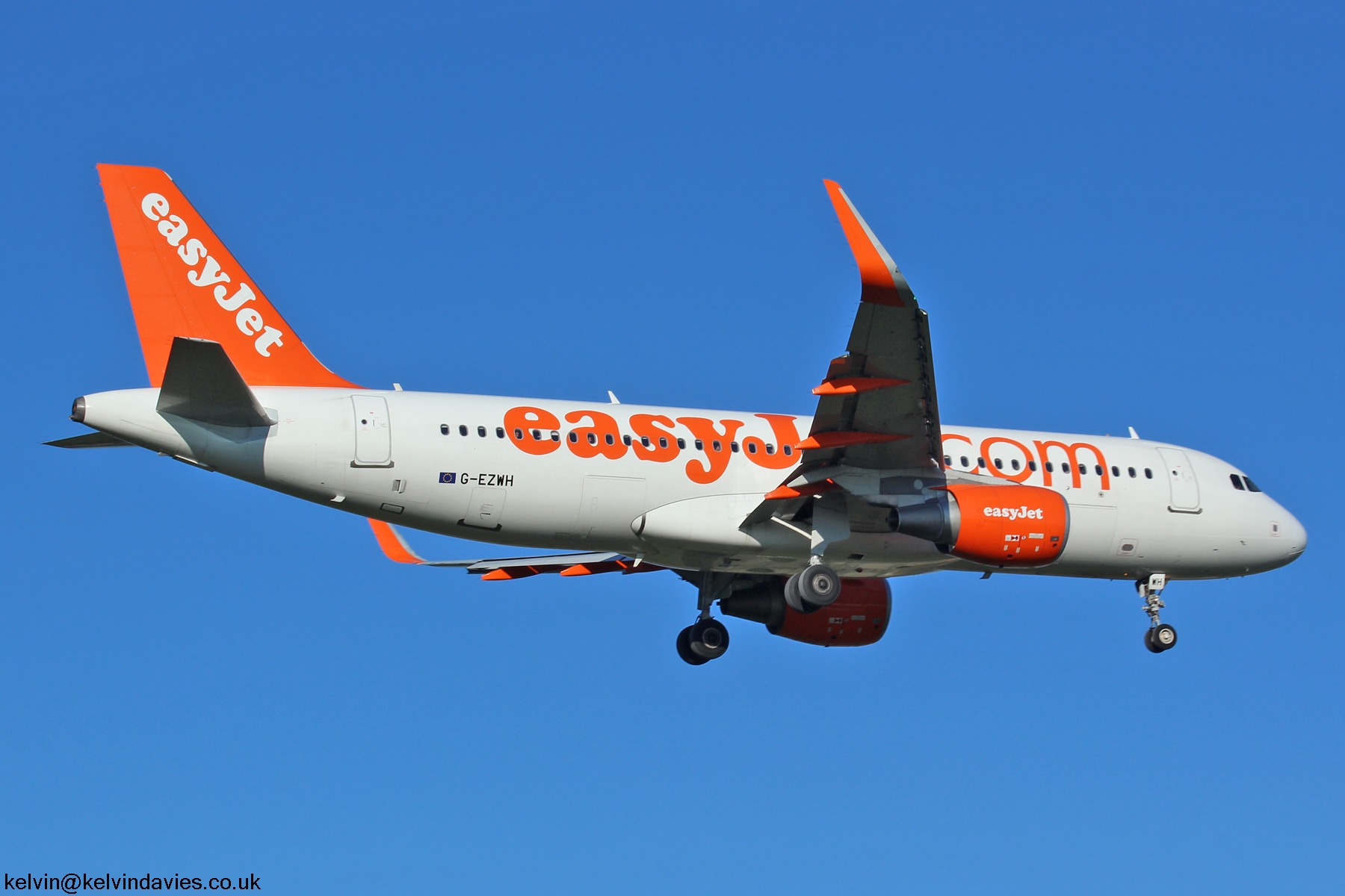 EasyJet A320 G-EZWH