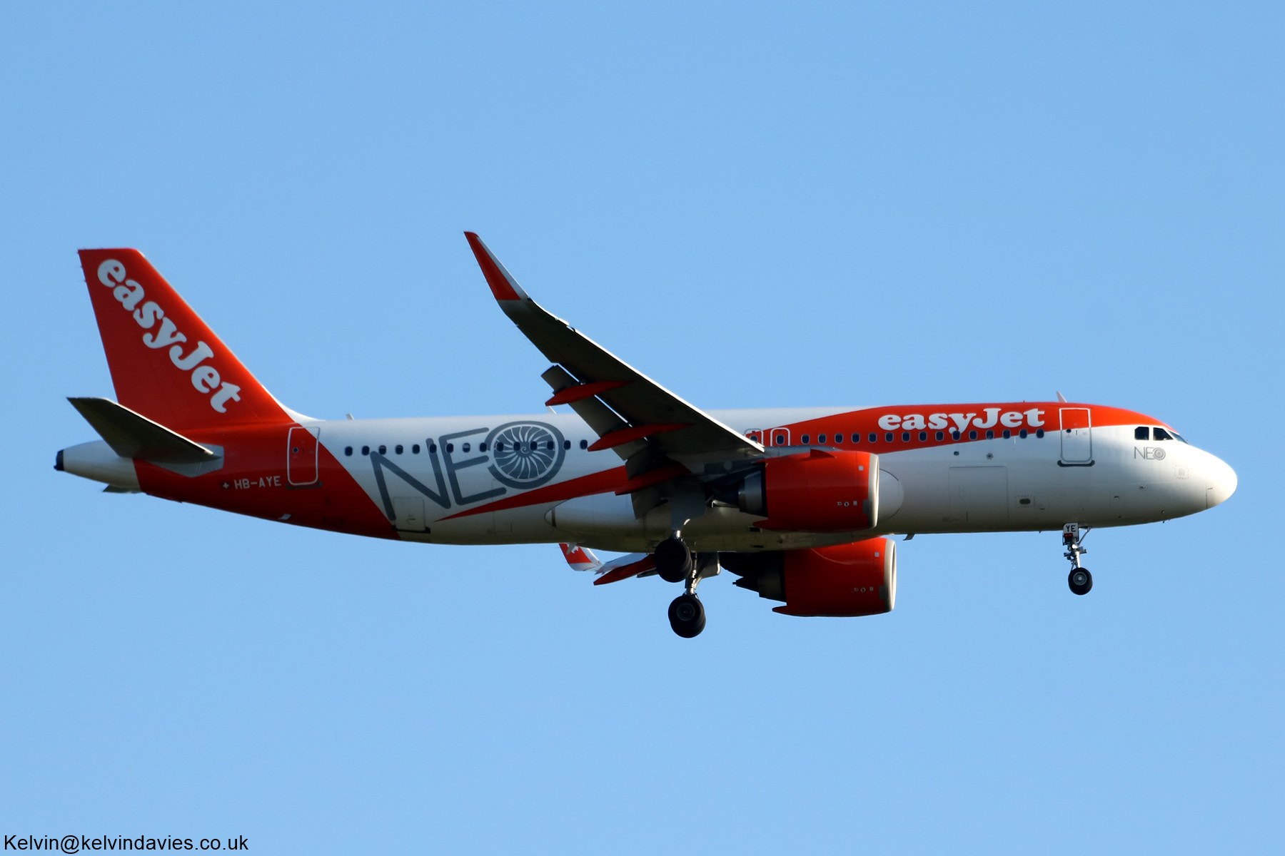 easyJet Switzerland A320 HB-AYE