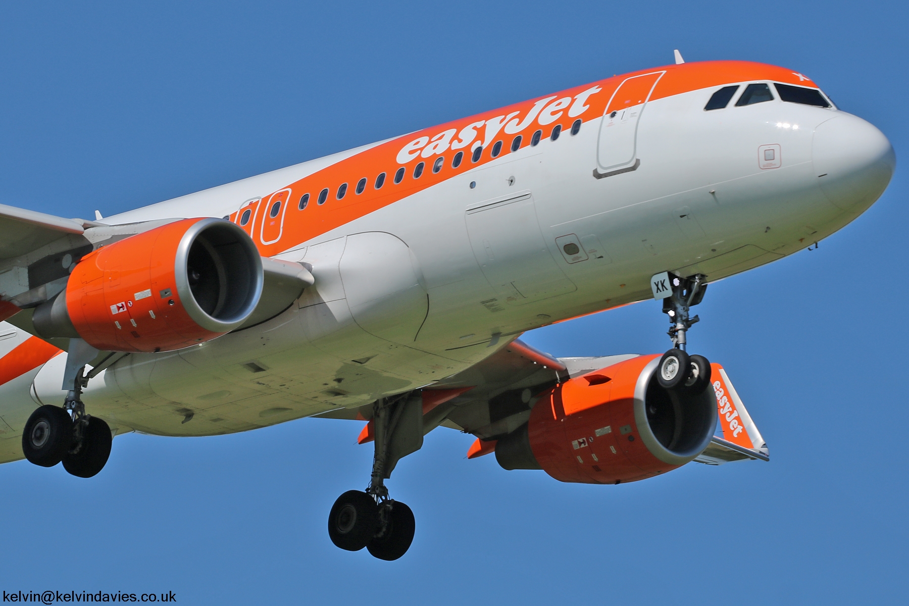 easyJet Switzerland A320 HB-JXK