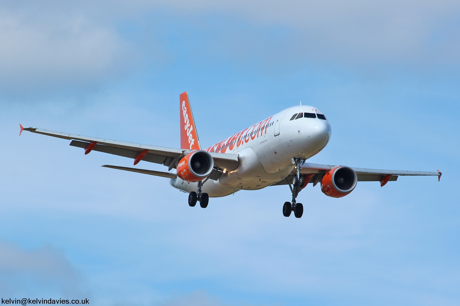 easyJet Switzerland A320 HB-JYA