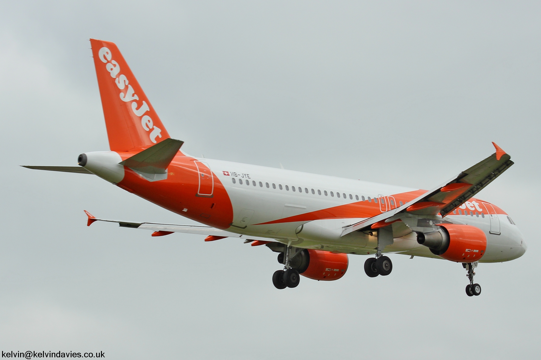 easyJet A320 HB-JYE