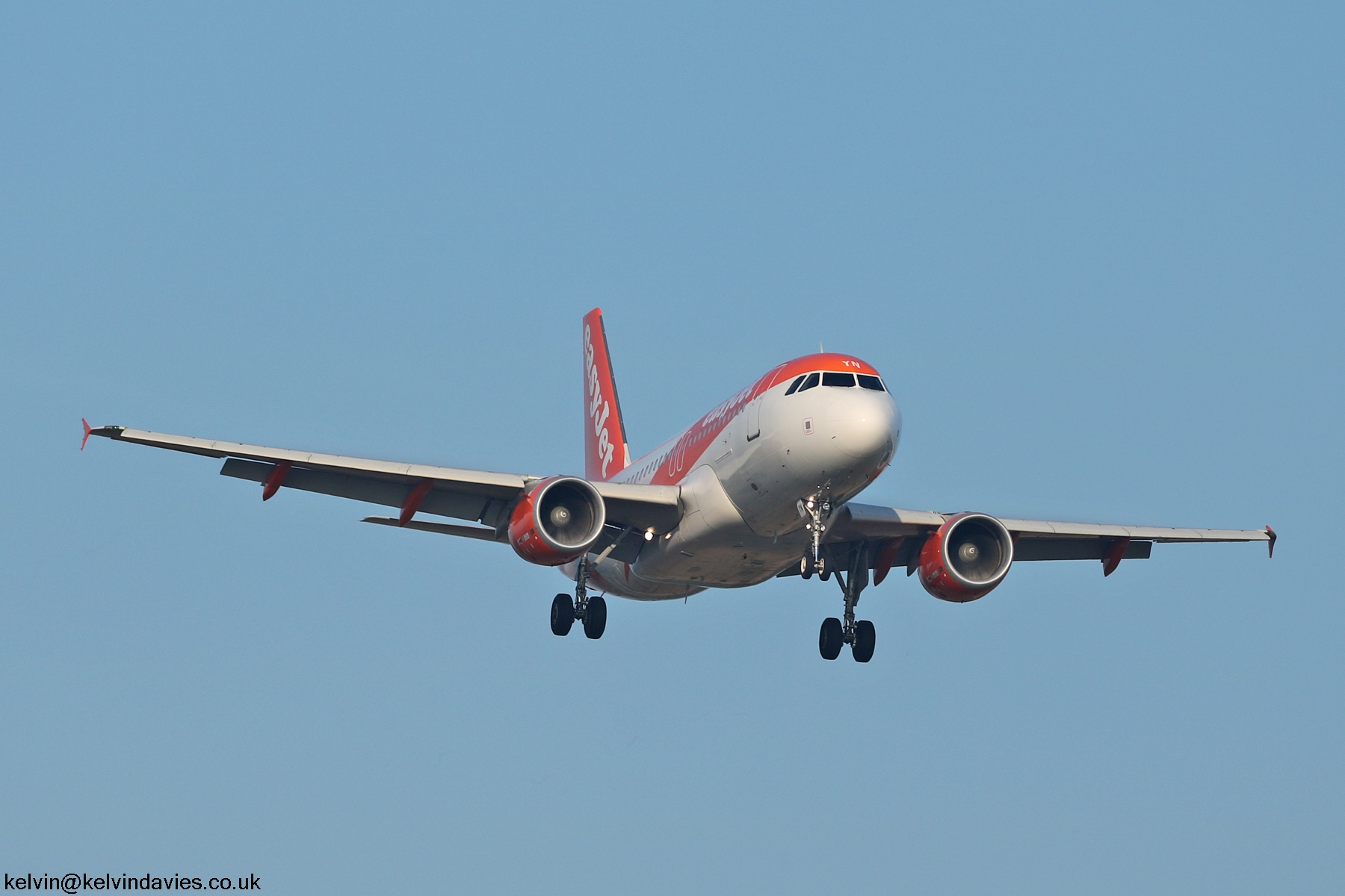 easyJet Switzerland  A319 HB-JYN