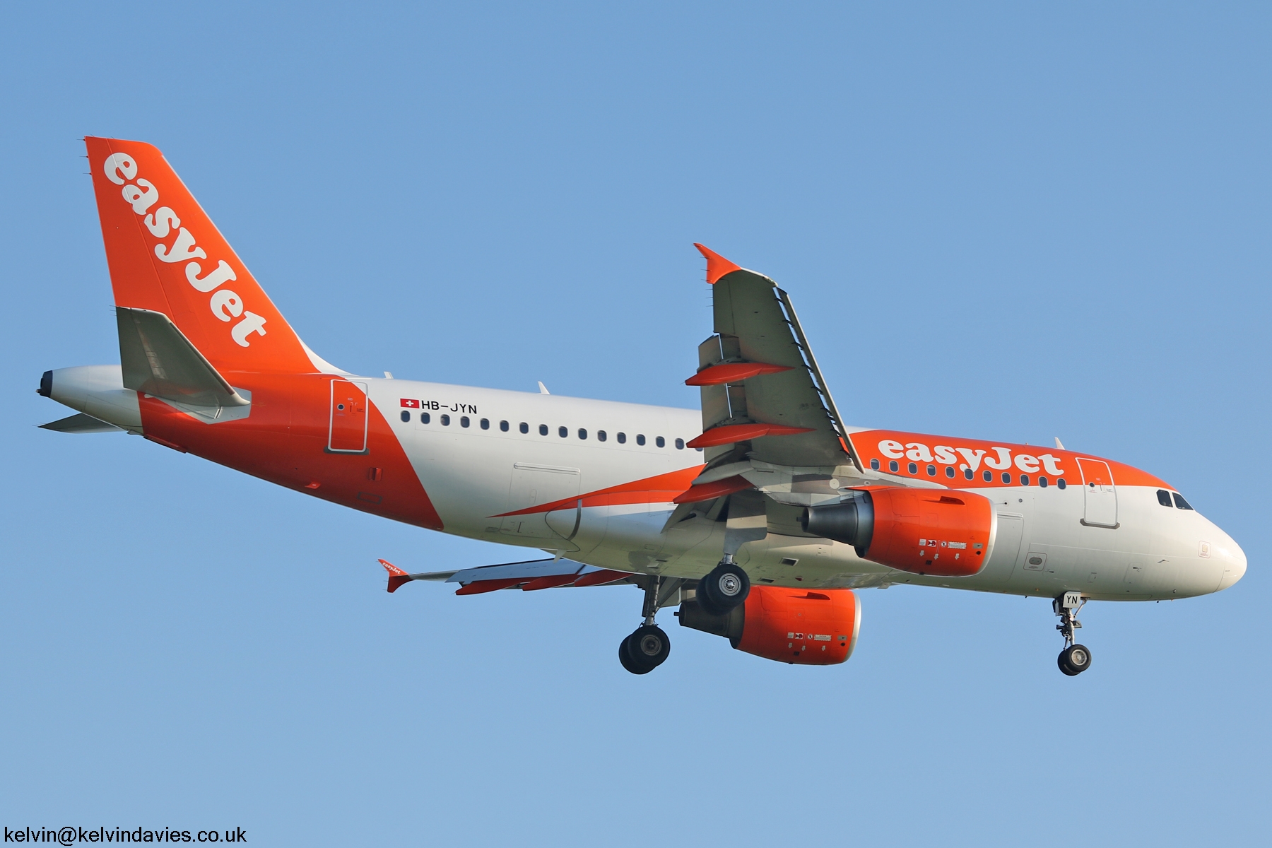 easyJet Switzerland  A319 HB-JYN