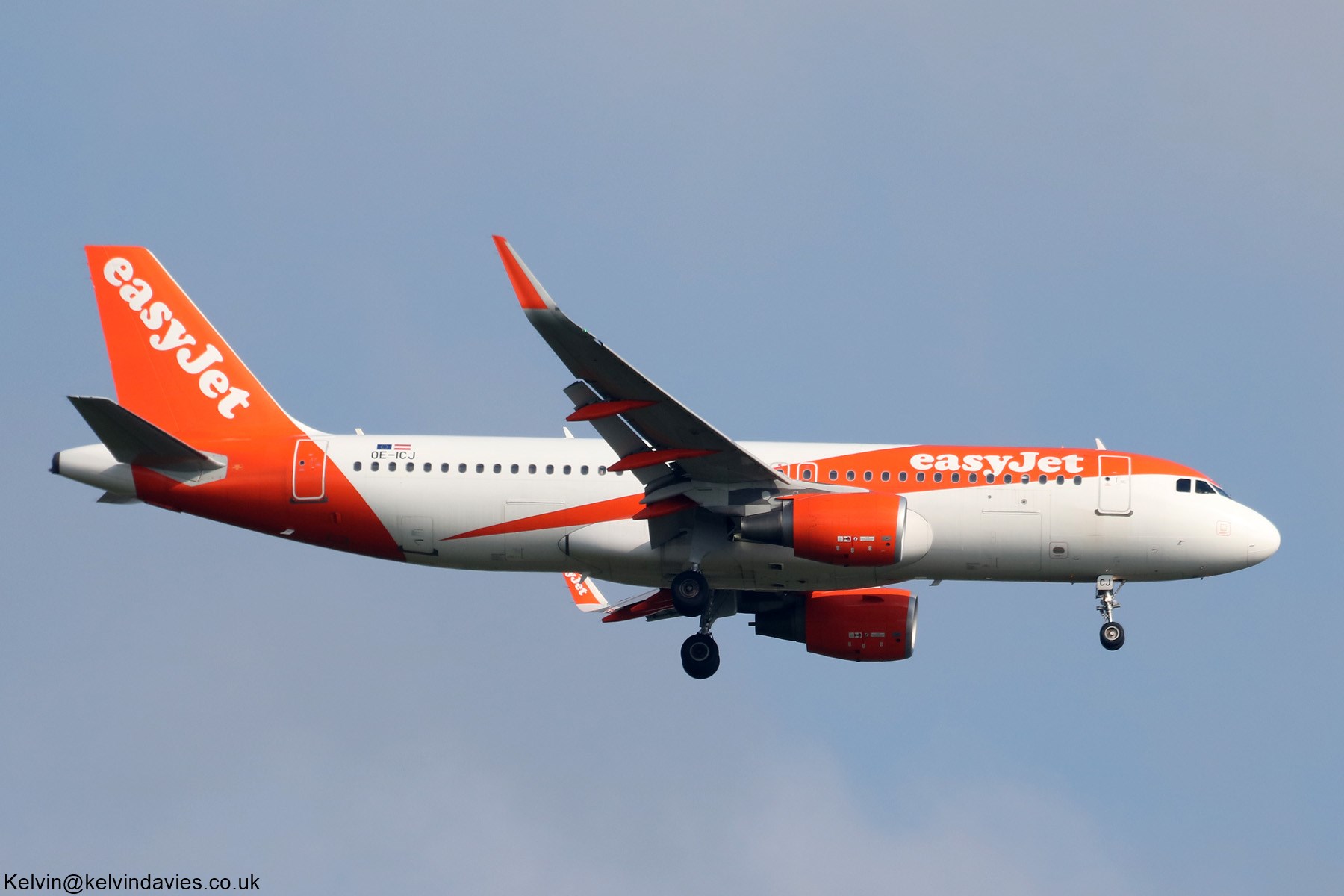 easyJet Europe A320 OE-ICJ