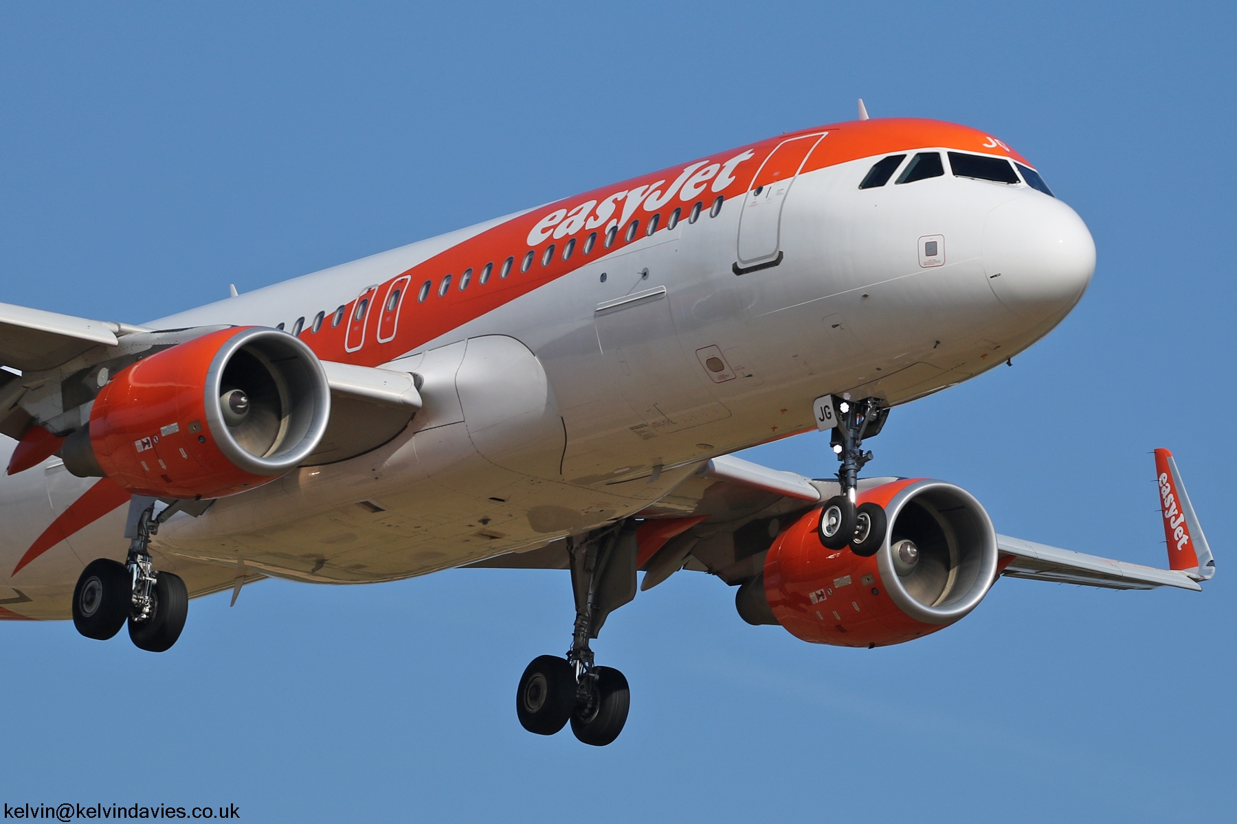 easyJet Europe A320 OE-IJG