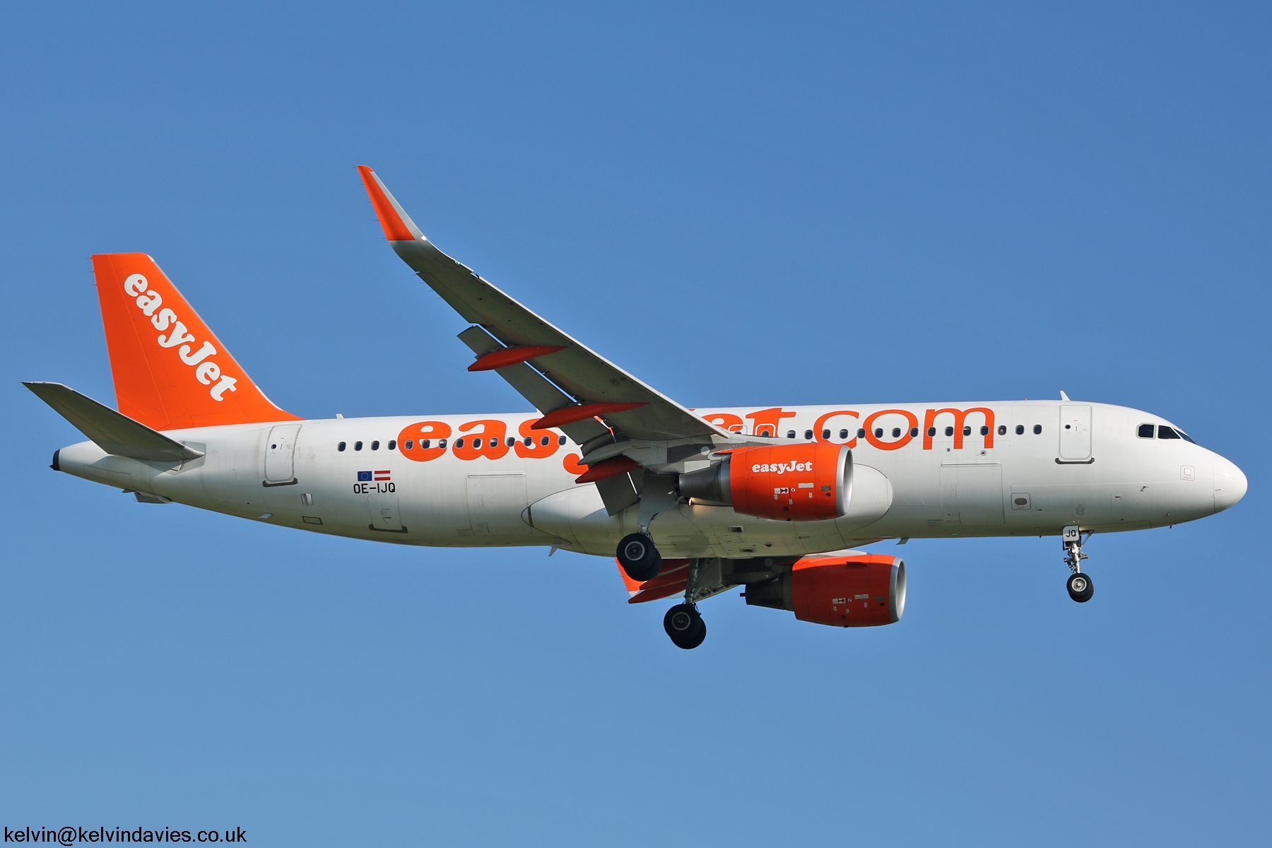 easyJet Europe A320 OE-IJQ