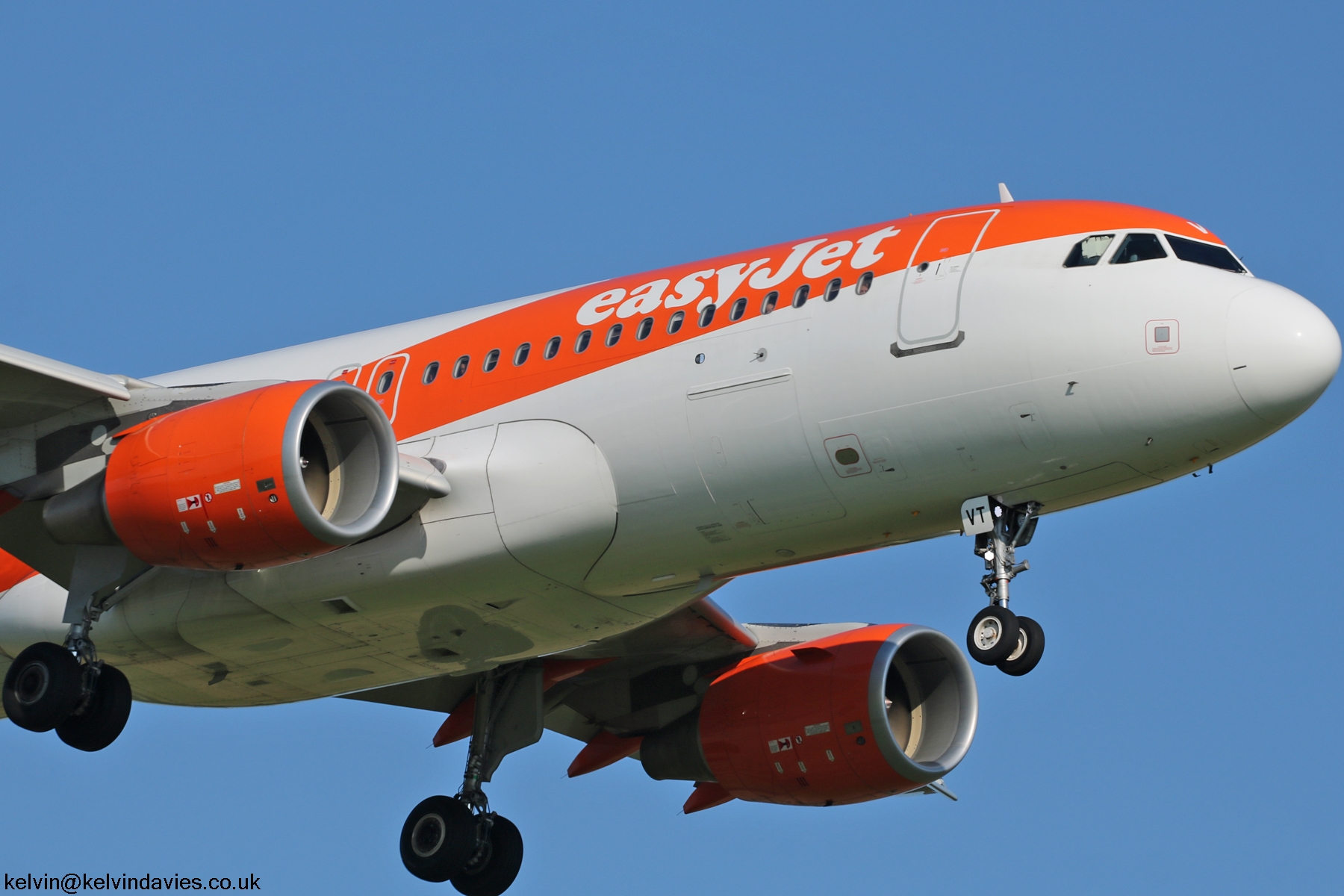 easyJet Europe A320 OE-IVT