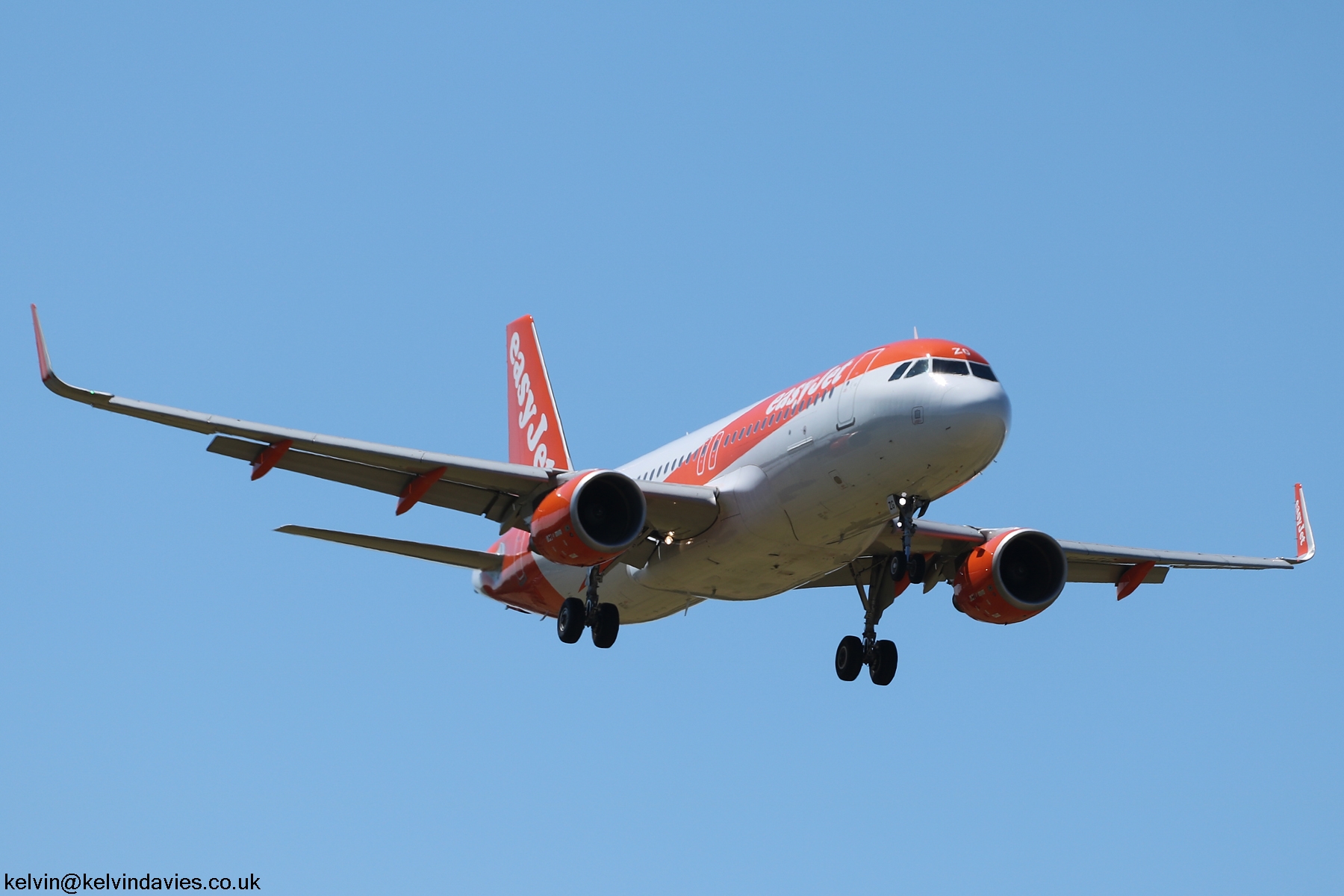easyJet A320 OE-IZG