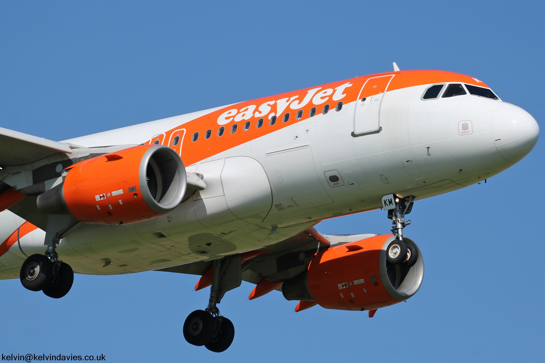 easyJet Europe A319 OE-LKM