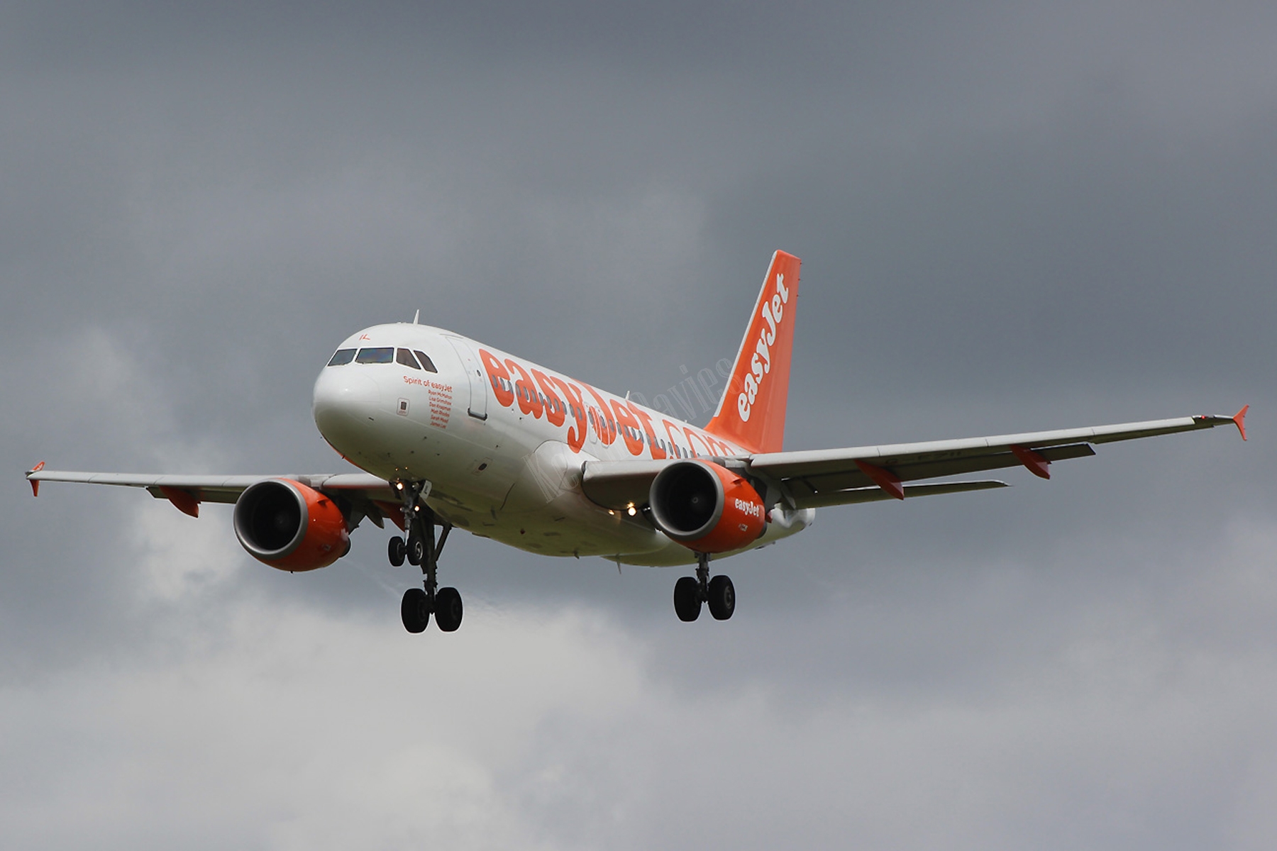 Easyjet A319 G-EZIL