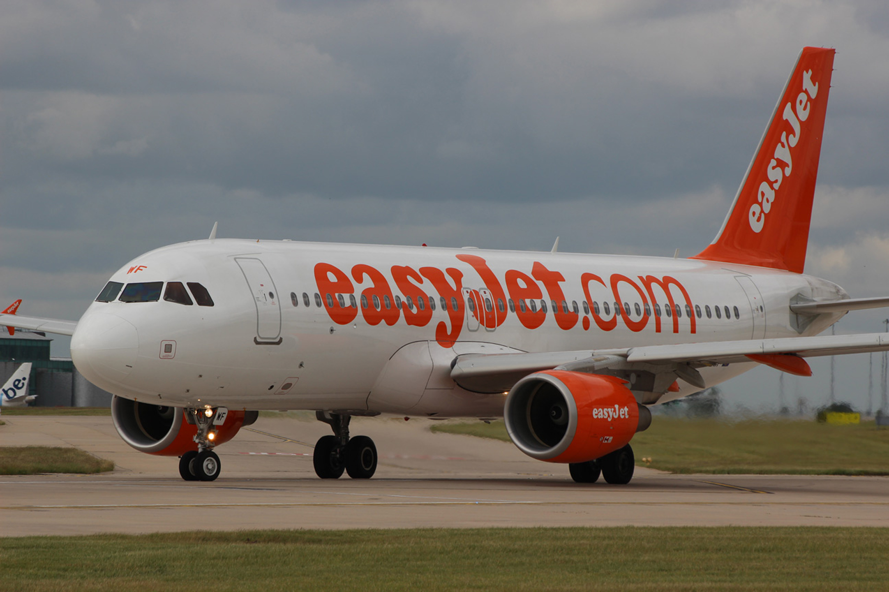 Easyjet A320 G-EZWF