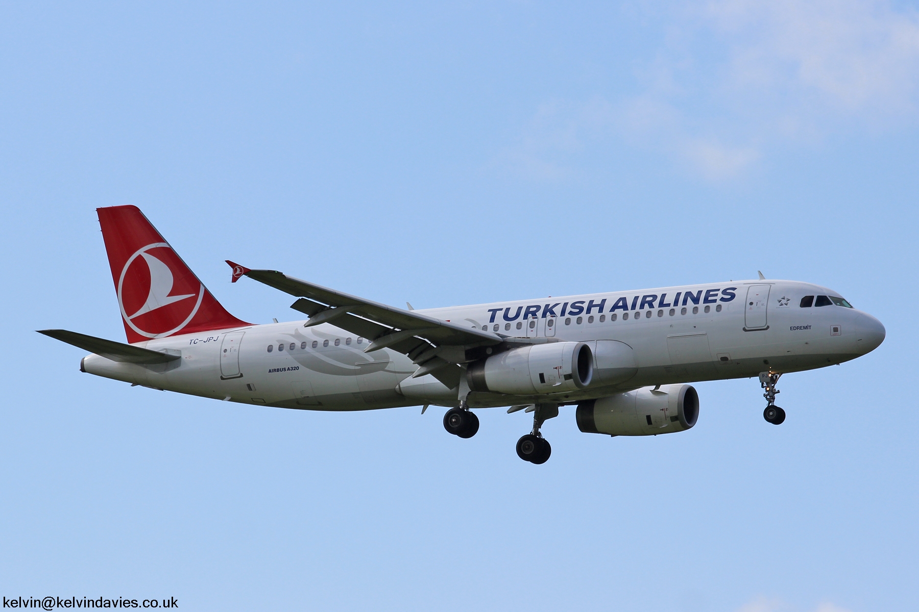 Turkish Airlines A320 TC-JPI