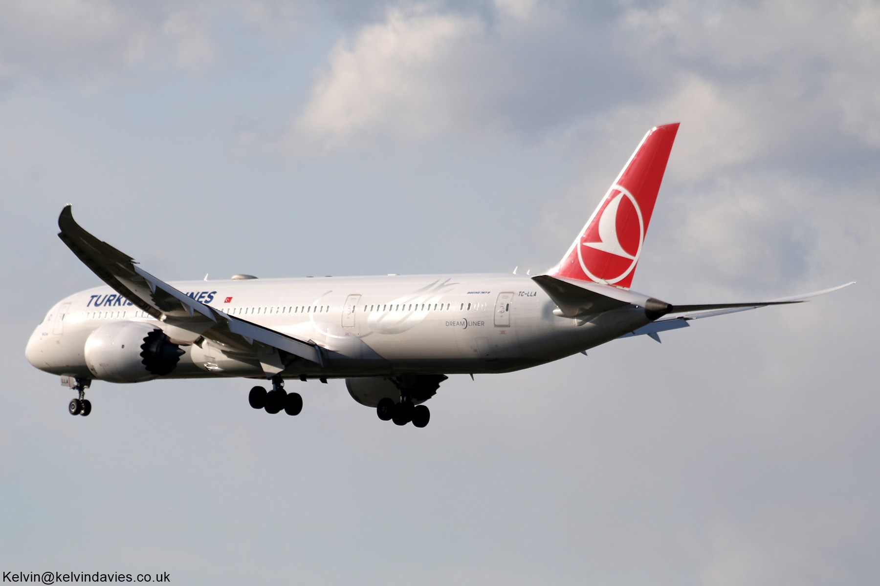 Turkish Airlines 787 TC-LLA